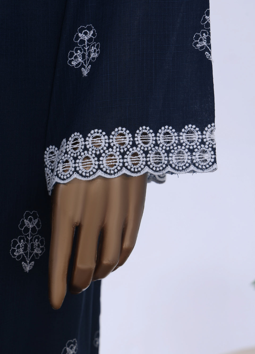 HZ Textiles RTW Embroidered Cross Hatch 3 Piece Suit HZ26PCL Sbe-3P-081 - Casual Collection