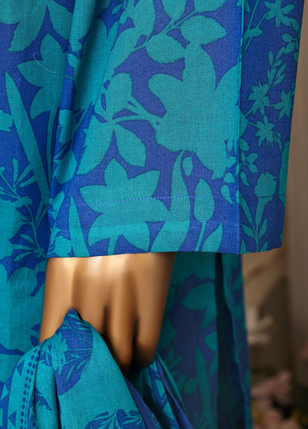 HZ Textiles RTW Printed Lawn 3 Piece Suit HZ26PPL LPT-3P-2613 - Casual Collection