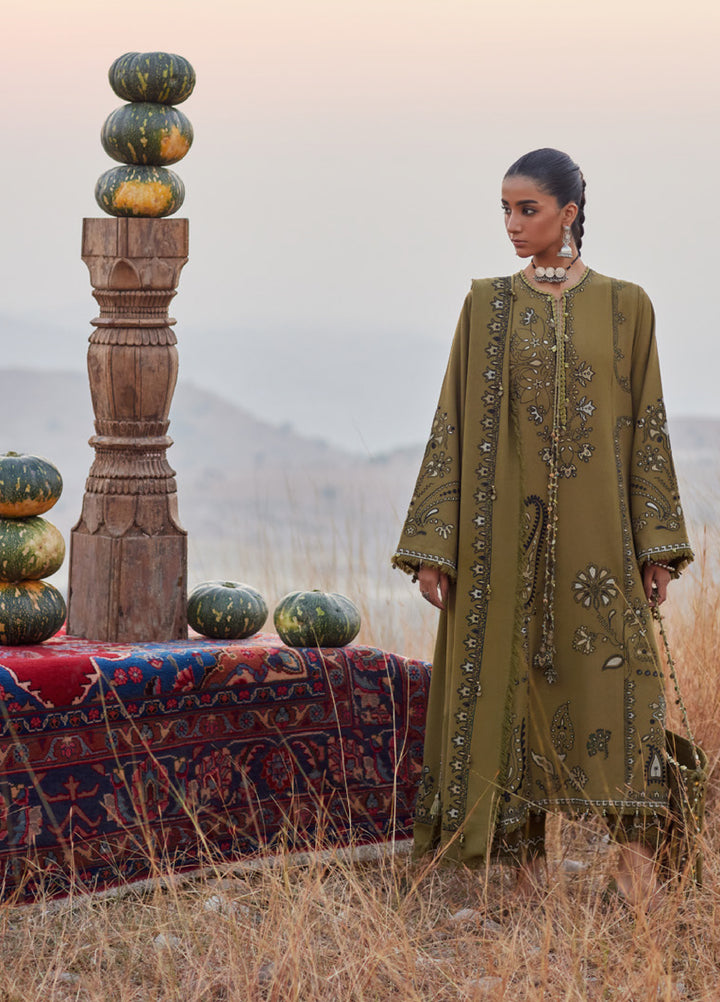 Zaha by Khadija Shah Unstitched Karandi Embroidered Suits 3 Piece ZL25KW NAYRA ZW25-07 - Winter Collection