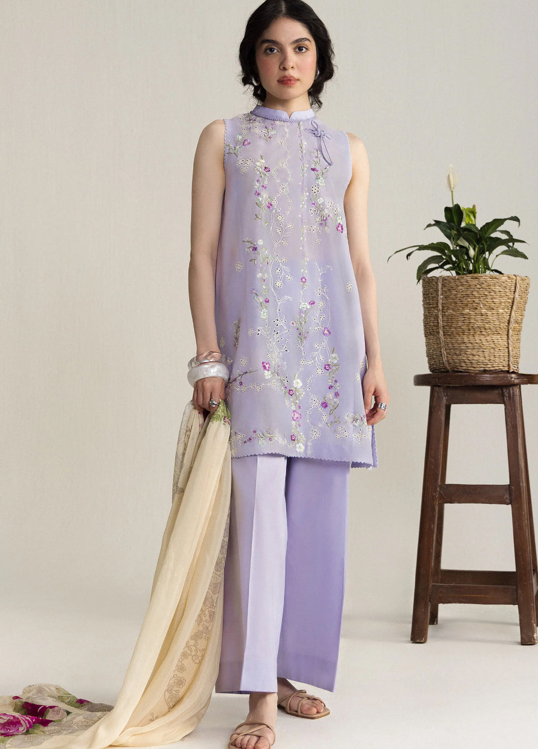 Coco by Zara Shahjahan Unstitched Embroidered Lawn 3 Piece Suit CZS26UCLP YURA-3B - Eid Collection