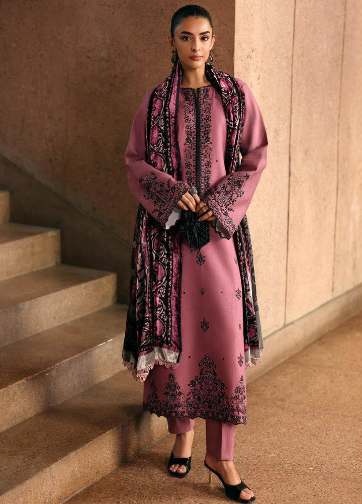 Rajbari Premium Unstitched Peach Winter Shawl Exclusive Embroidered Suits 3 Piece RB25PW D-2 - Winter Collection