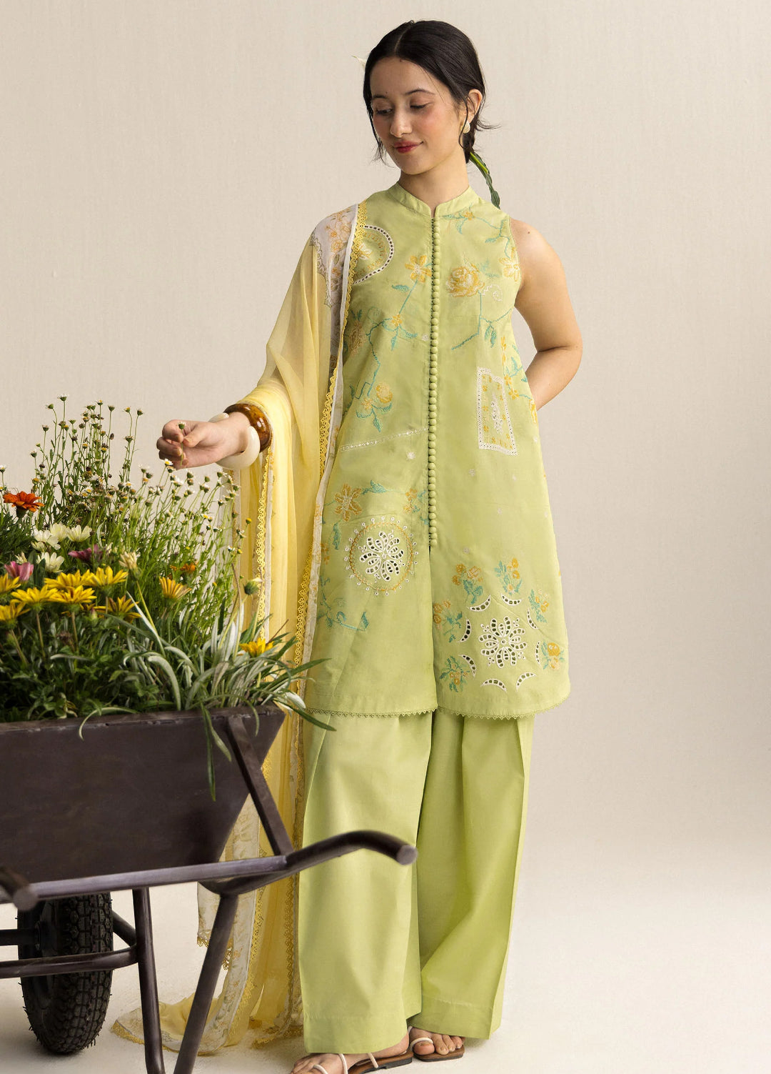 Coco by Zara Shahjahan Unstitched Embroidered Lawn 3 Piece Suit CZS26UCLP INES-6B - Eid Collection