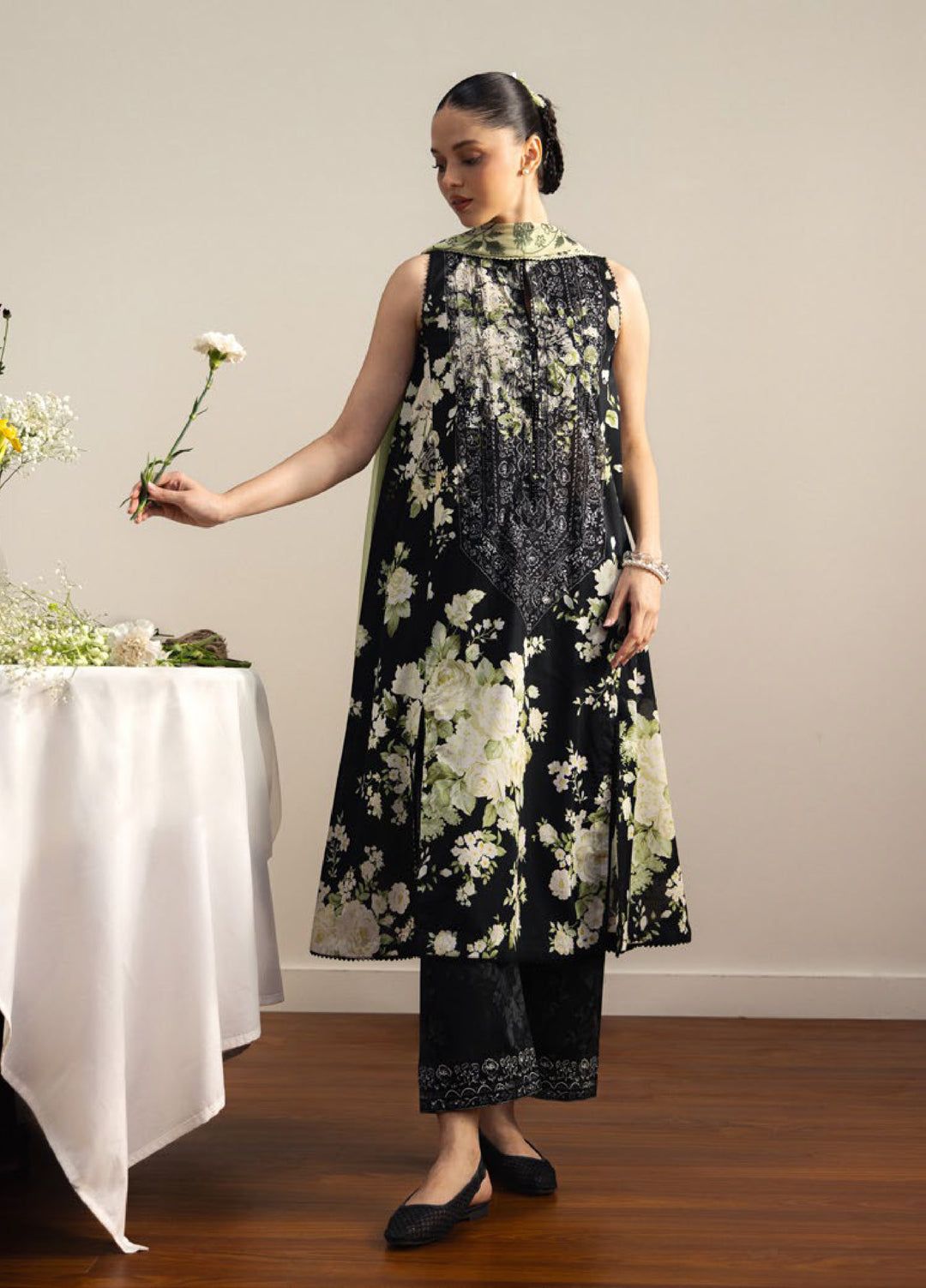 Coco by Zara Shahjahan Unstitched Printed Lawn 3 Piece Suit CZS26ULV HARU-1B - Summer Collection