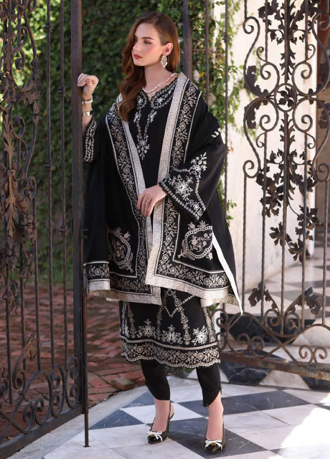 Noor by Saadia Asad Unstitched Linen Pashmina Shawl Embroidered Suits 3 Piece NSA25PW D7-Obsidian - Winter Collection