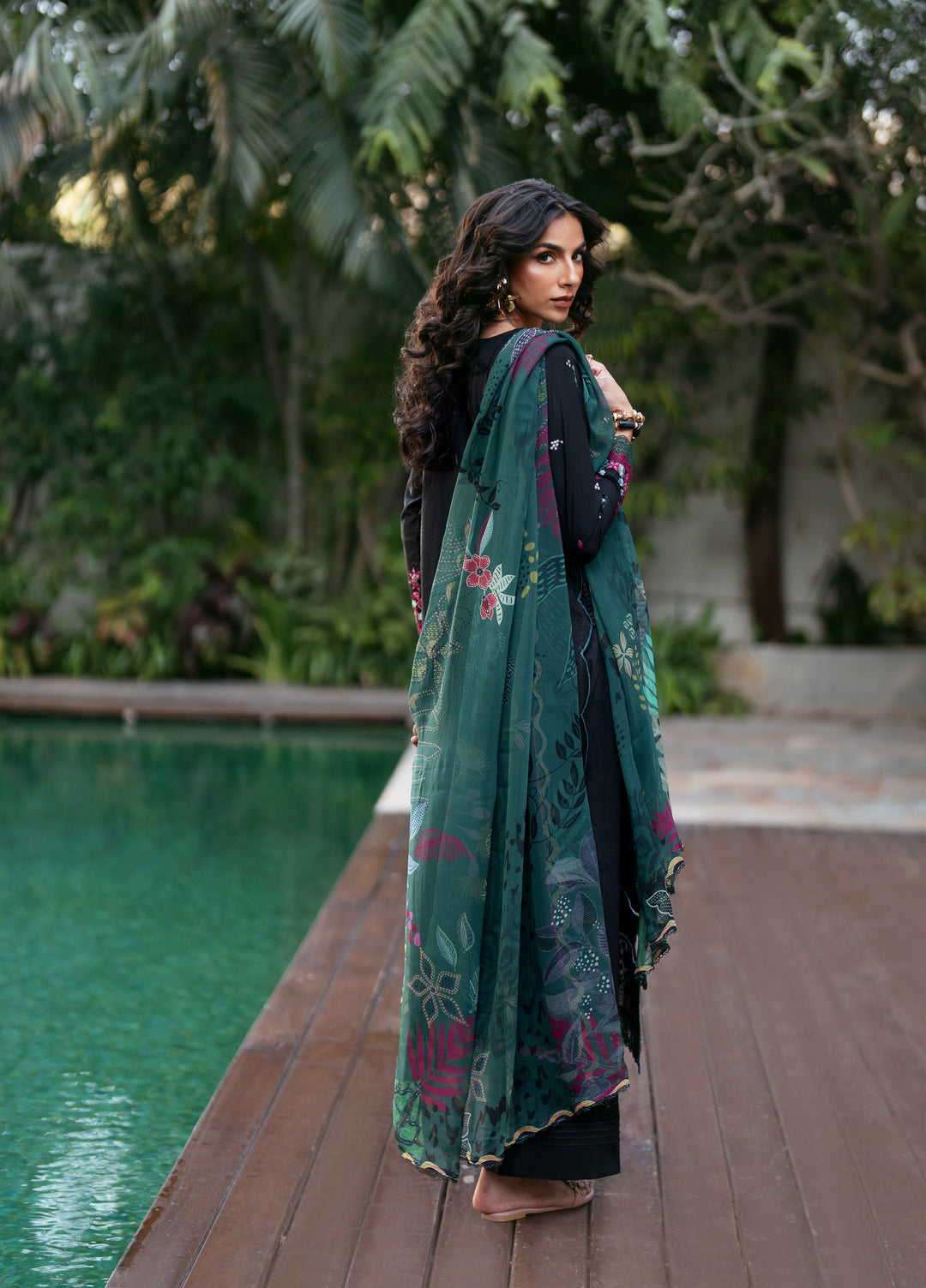 Florent Unstitched Embroidered Luxury Lawn 3 Piece Suit FL26FLL FZ-1B - Eid Collection