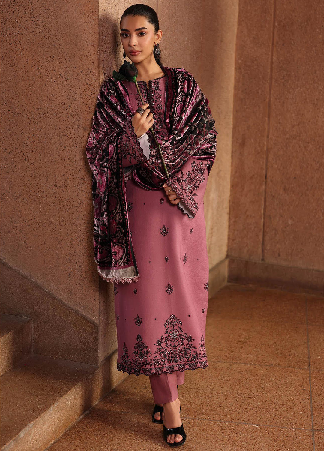 Rajbari Premium Unstitched Peach Winter Shawl Exclusive Embroidered Suits 3 Piece RB25PW D-2 - Winter Collection