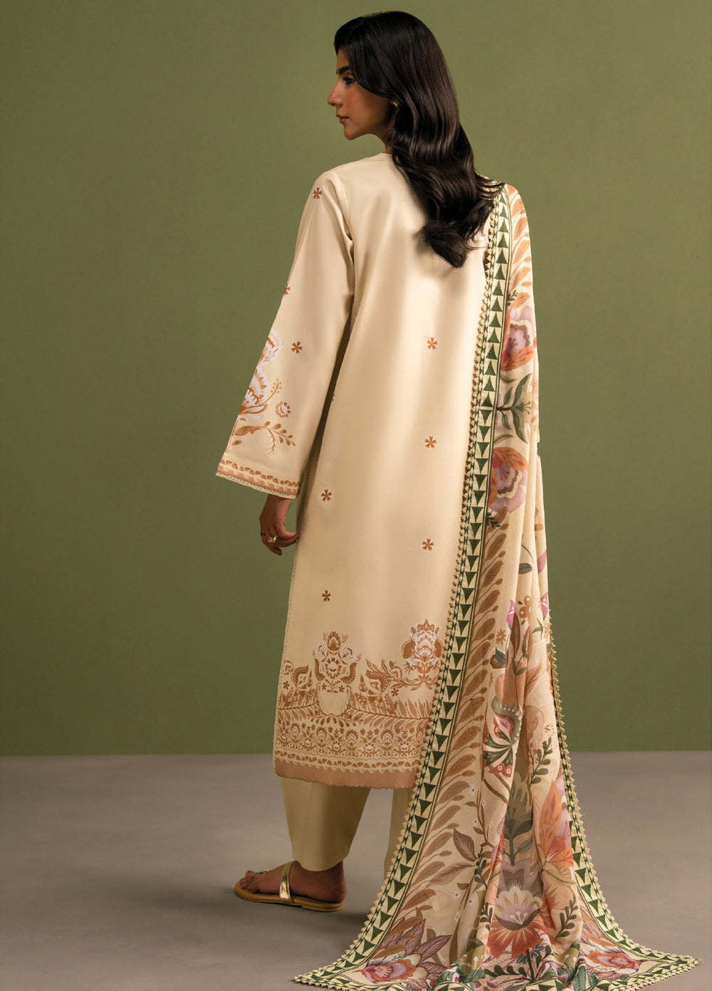 Seran Essentials Unstitched Printed Lawn 3 Piece Suit SN26UEL Alen D-05 - Summer Collection