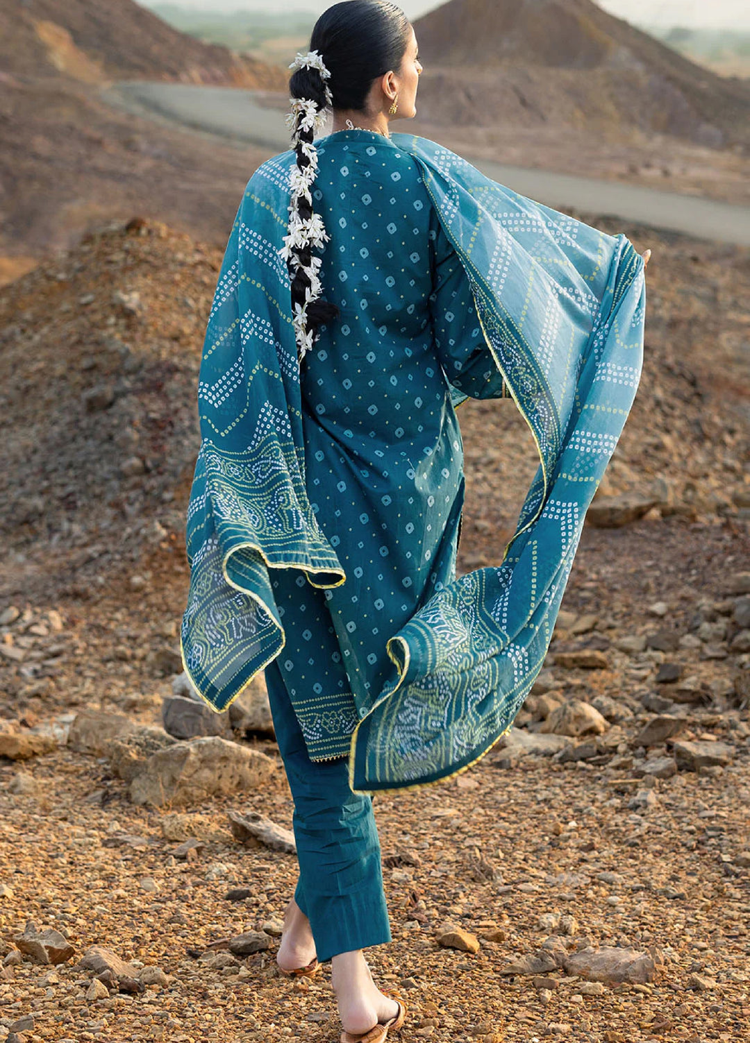 The Chunri by Gul Ahmed Unstitched Printed Lawn 3 Piece Suit GA26UTCL CL-62031 B - Summer Collection