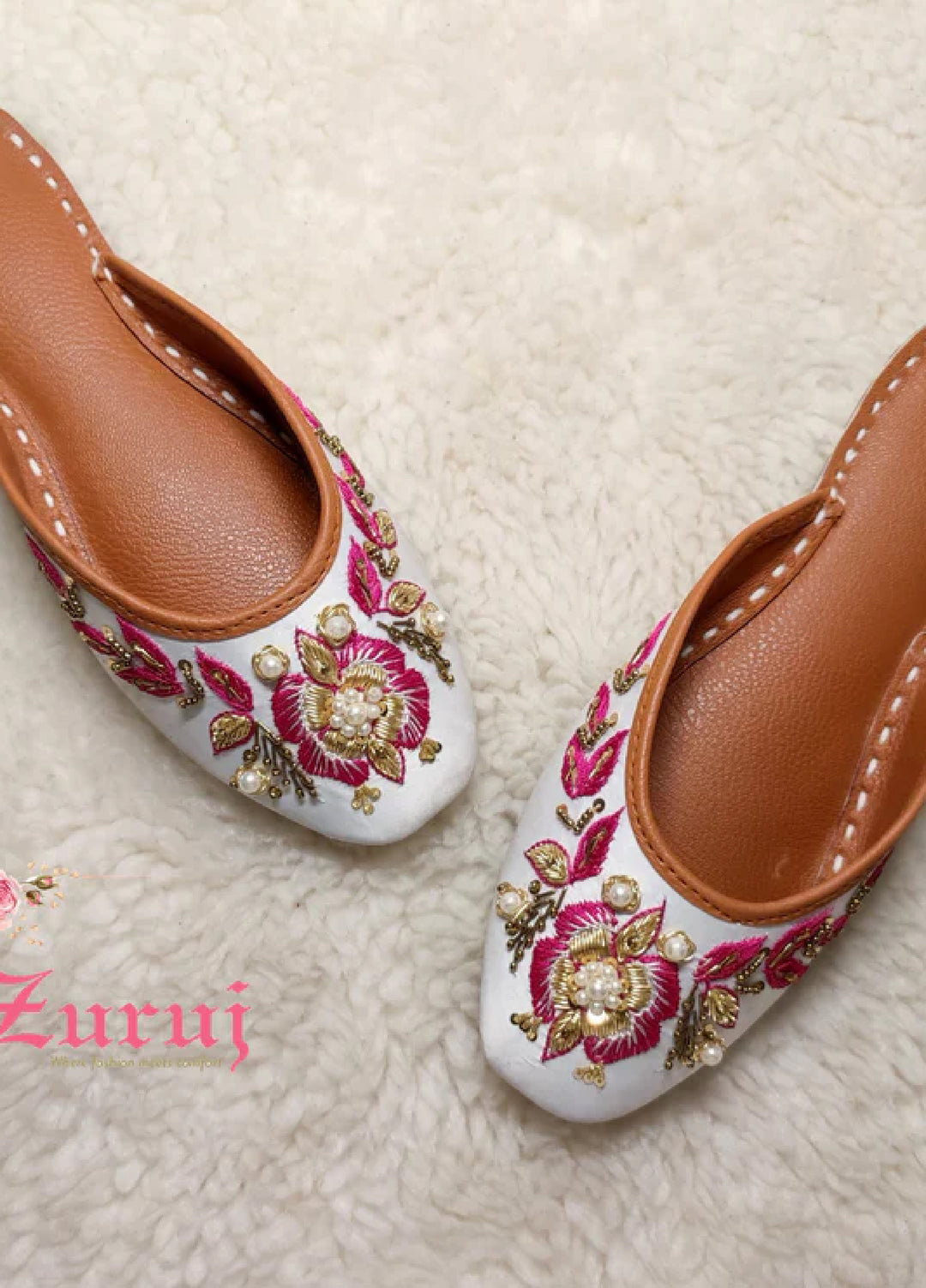 Zuruj Festive Style   Backless Khussay JU-111-W