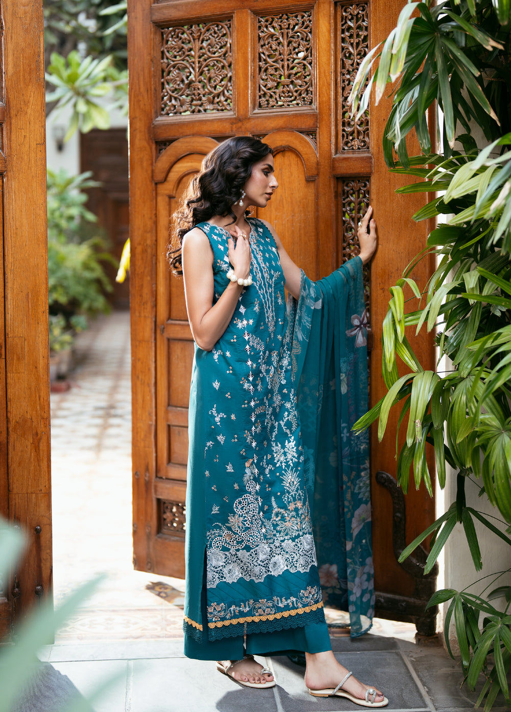 Florent Unstitched Embroidered Luxury Lawn 3 Piece Suit FL26FLL FZ-4A - Eid Collection