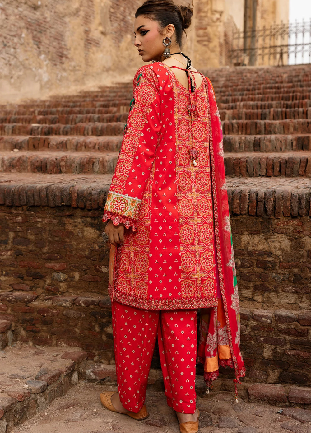 Chunri by Charizma Unstitched Embroidered Lawn 3 Piece Suit CHR26UCL CHN6-06 - Summer Collection