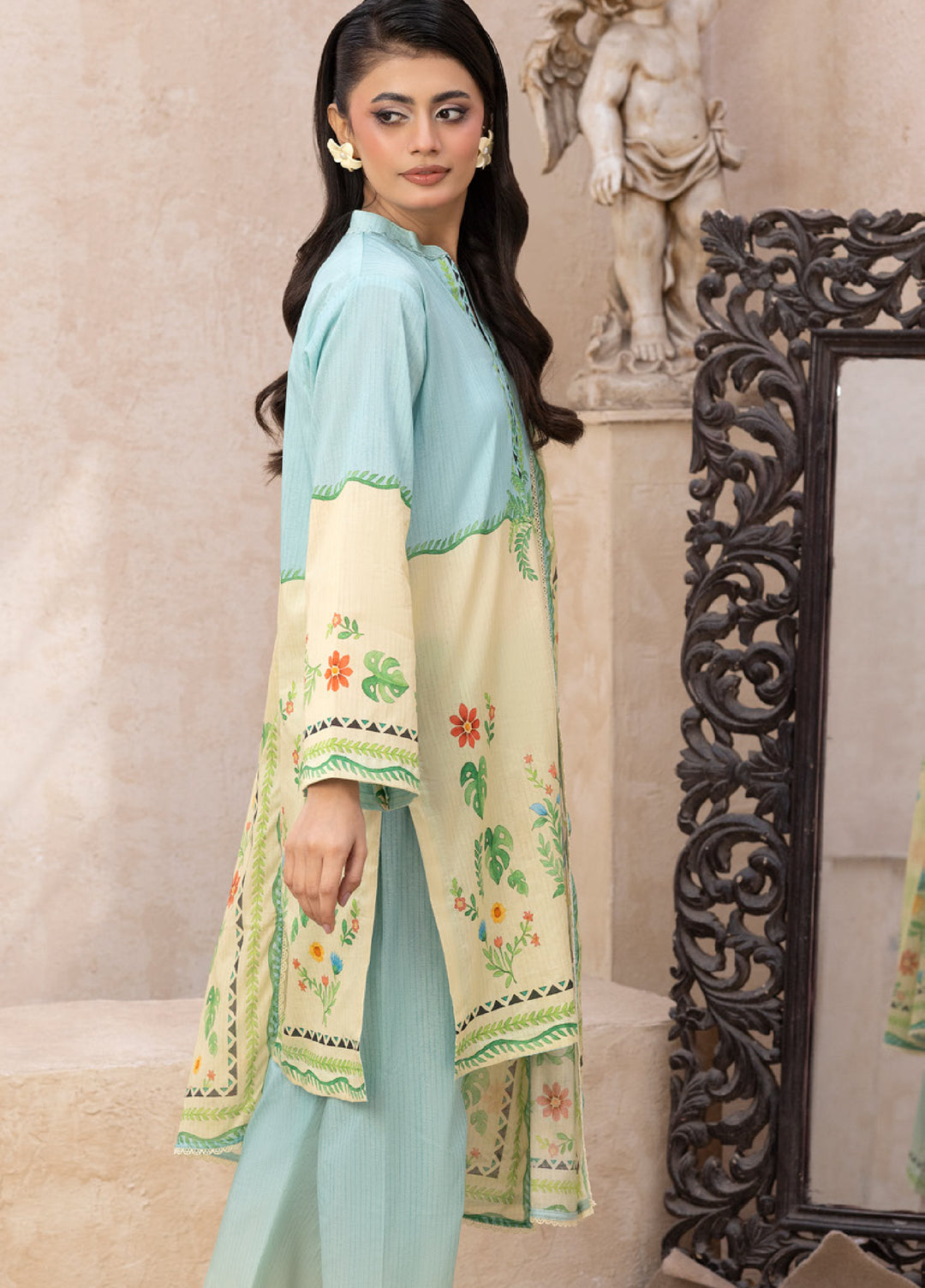 Cocoon by Regalia Textiles Unstitched Printed Lawn 3 Piece Suit RG26UCL D-1 - Summer Collection
