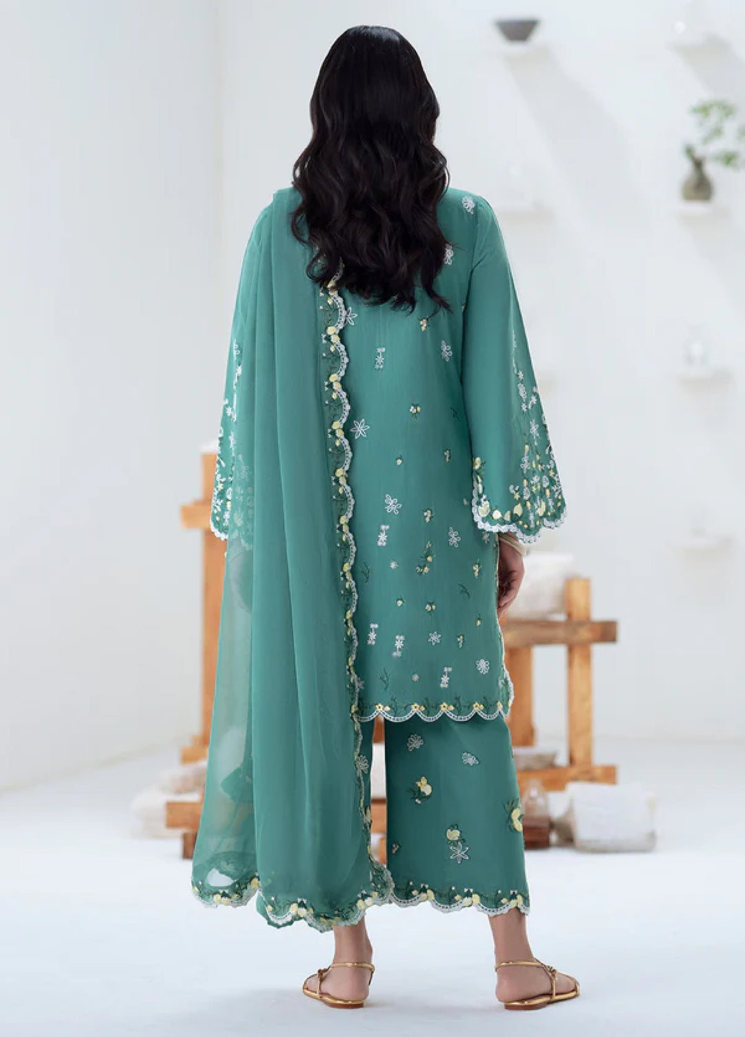 Noore by Freesia Unstitched Khaddar Embroidered Suits 3 Piece FRE25NW FSU-5676 Tabana - Winter Collection