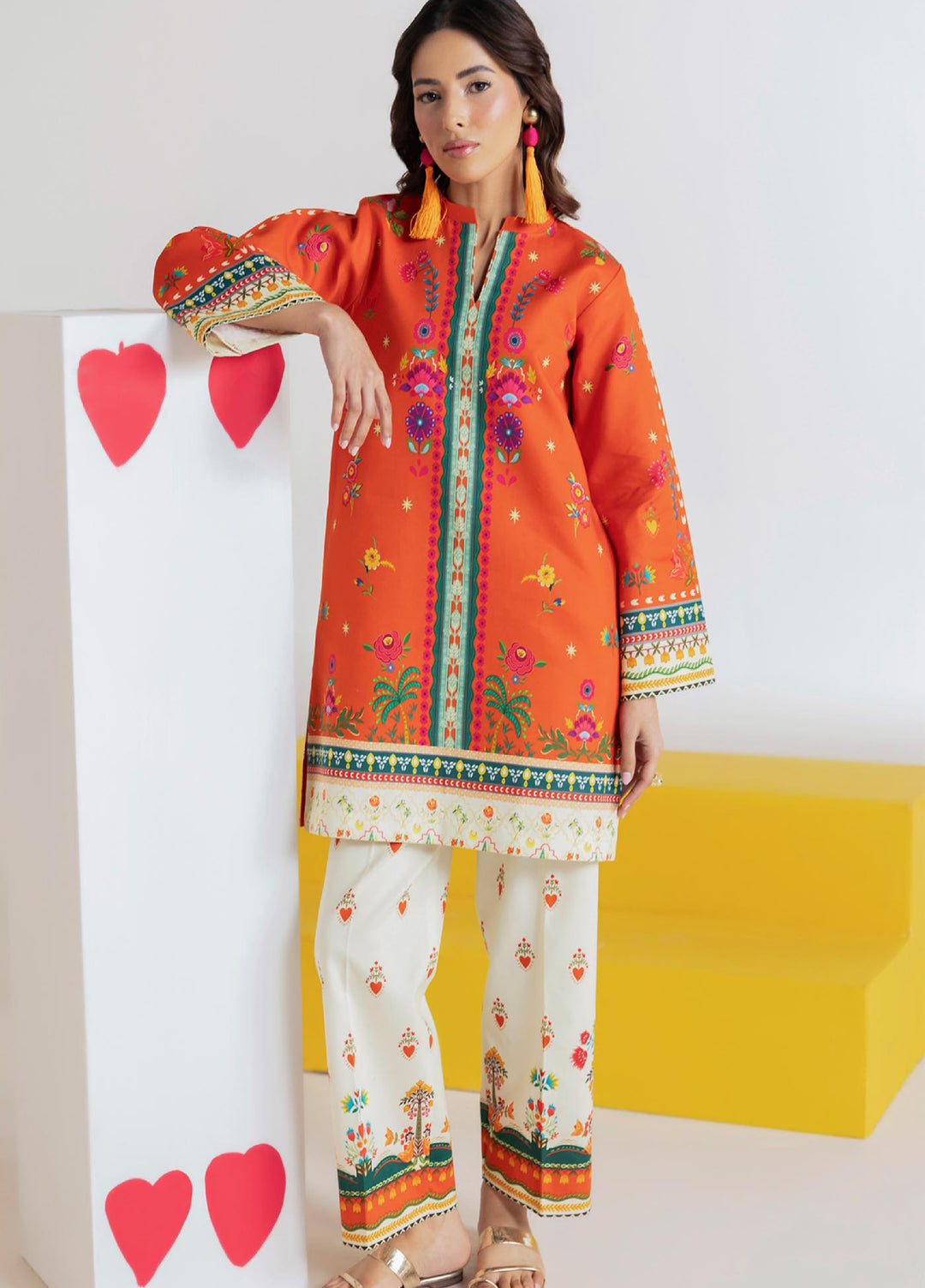 Amal Prints by RajBari Unstitched Printed Lawn 3 Piece Suit RB26UPA D-4 - Summer Collection