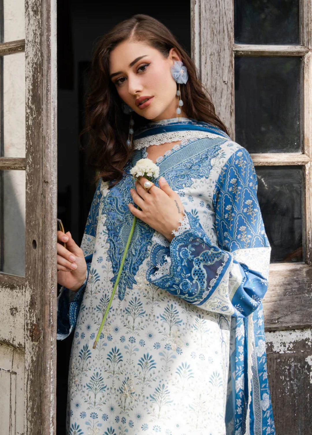 Shezlin Chikankari by Aabyaan Unstitched Embroidered Lawn 3 Piece Suit ABY26USC AZ-05 EVARA - Summer Collection