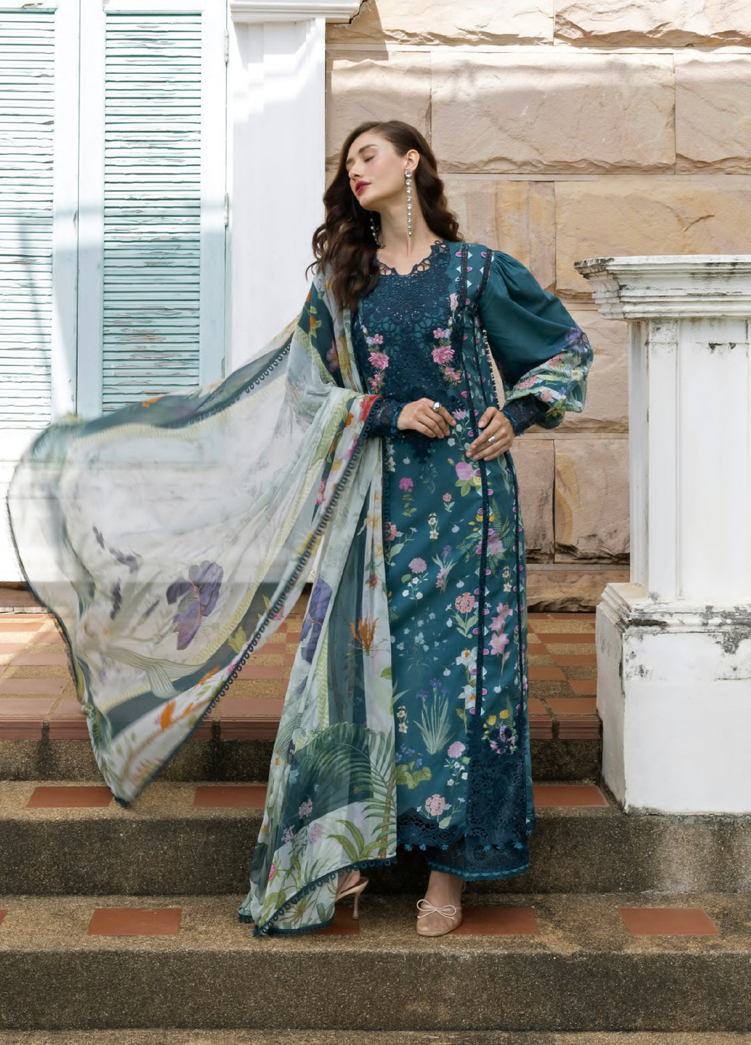 Signature by Elaf Premium Unstitched Embroidered Lawn 3 Piece Suit EL26USP ESA-5A OCEANA VEIL - Summer Collection
