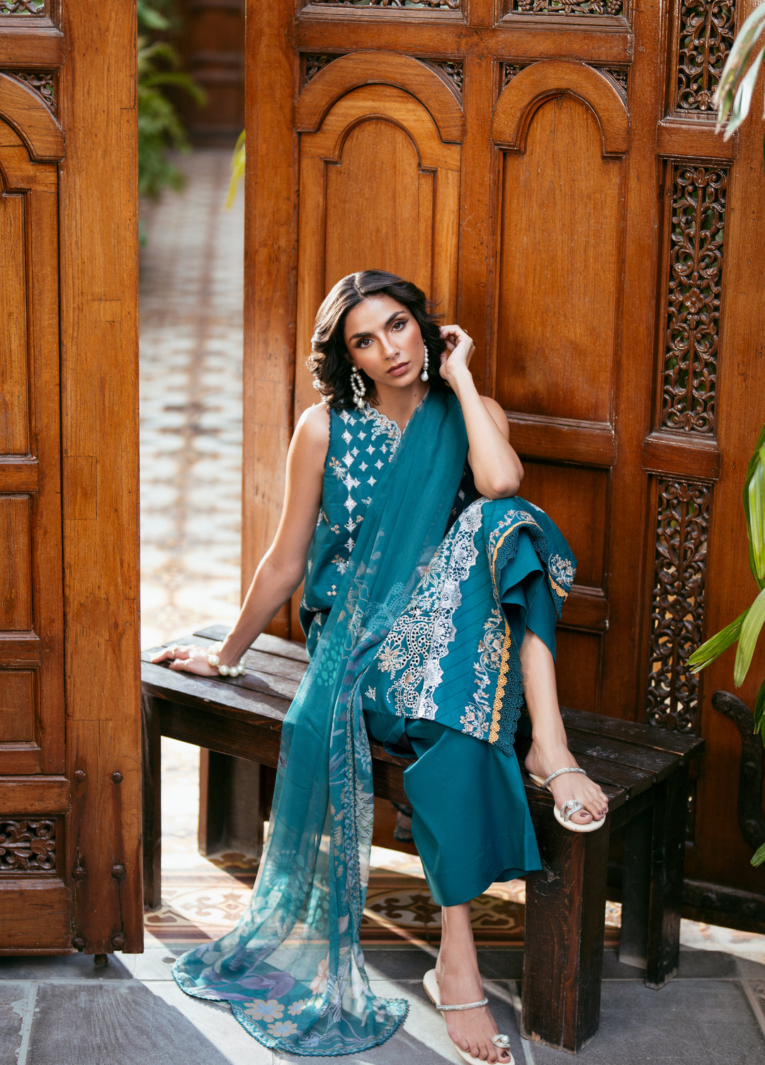 Florent Unstitched Embroidered Luxury Lawn 3 Piece Suit FL26FLL FZ-4A - Eid Collection