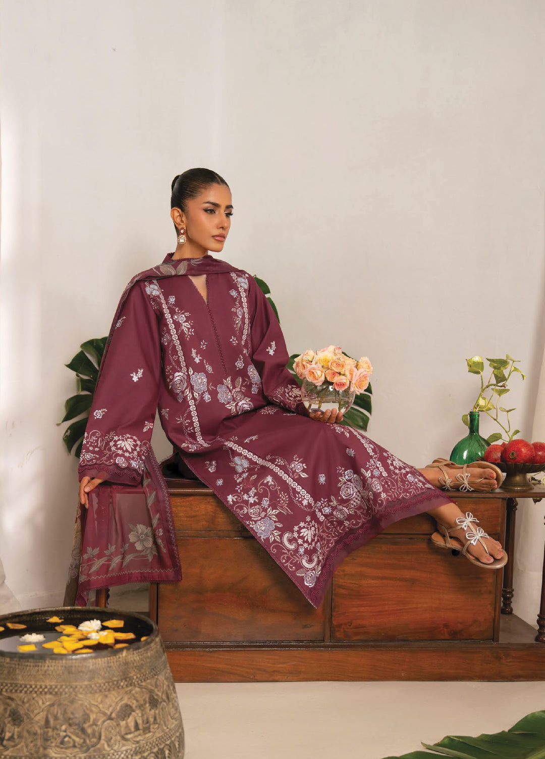 Lamhay by Seran Unstitched Embroidered Lawn 3 Piece Suit SN26ULL D3-Rehma - Eid Collection