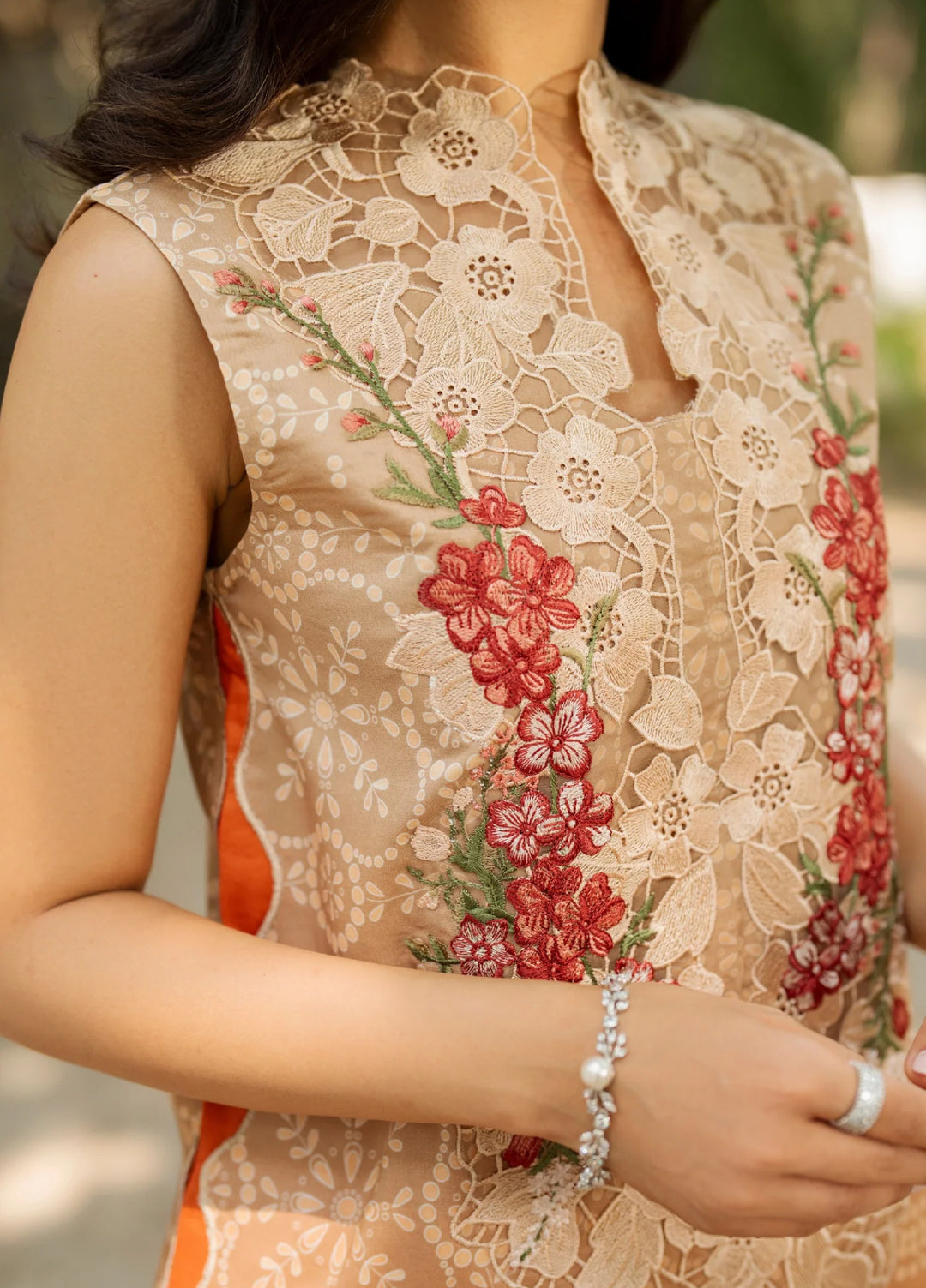 Meraki by Asifa and Nabeel Unstitched Embroidered Lawn 3 Pcs Suit AN26UM MSSL-02  Peach Sorbet - Summer