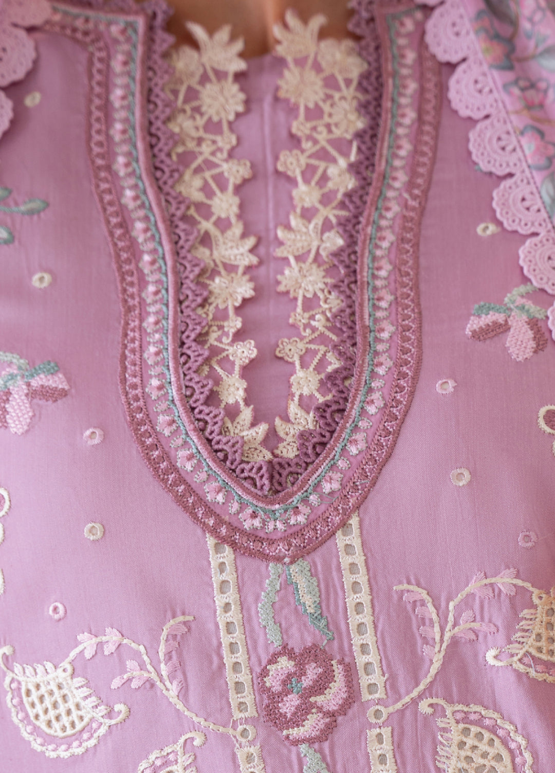 Miraal By Aabyaan Embroidered Chikankari Suits Unstitched 3 Piece ABY25MV D-AV-10-Mahveen - Winter Collection