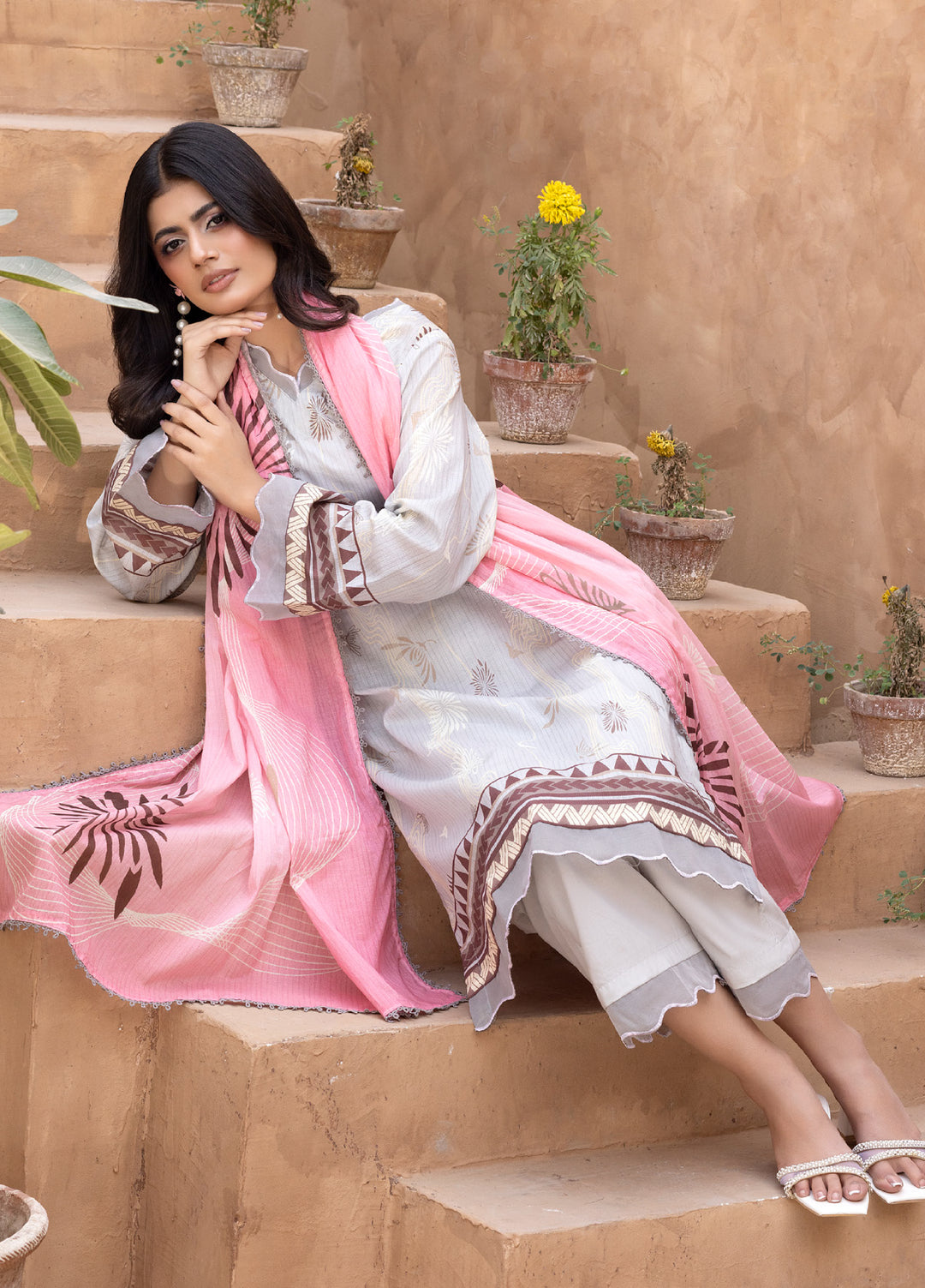 Regalia Textiles Unstitched Printed Karandi Lawn 3 Piece Suit RG26UKL D-1 - Summer Collection