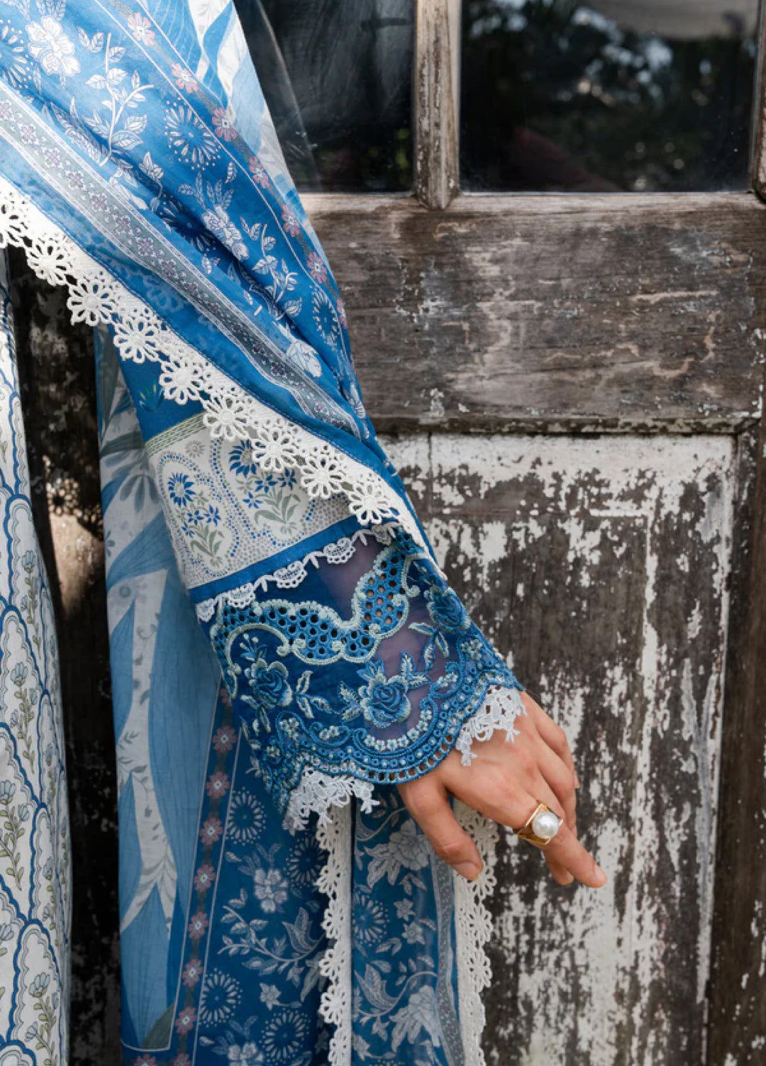 Shezlin Chikankari by Aabyaan Unstitched Embroidered Lawn 3 Piece Suit ABY26USC AZ-05 EVARA - Summer Collection