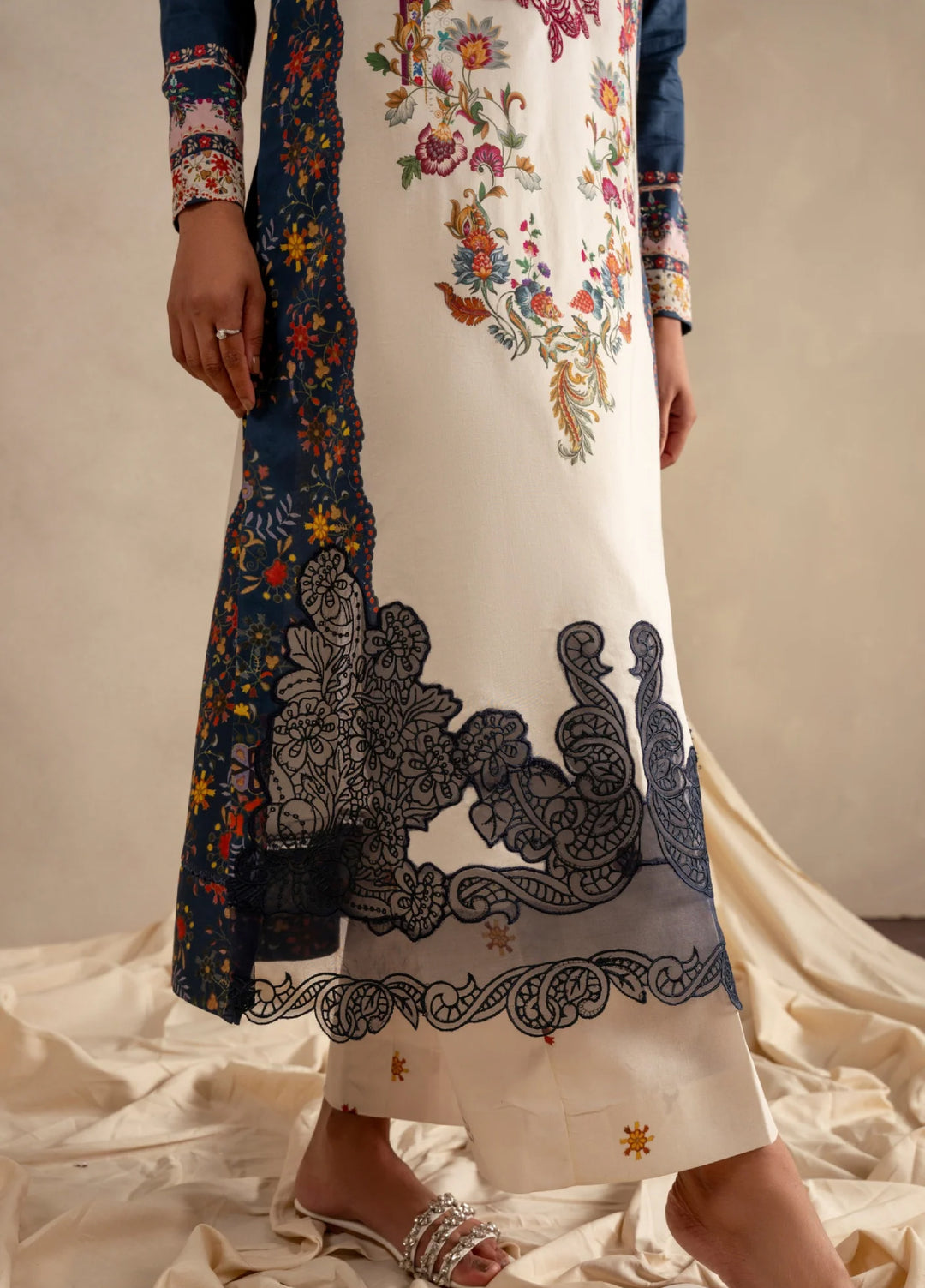 Meraki by Asifa and Nabeel Unstitched Embroidered Lawn 3 Pcs Suit AN26UM MSSL-10 Saffron Soul - Summer