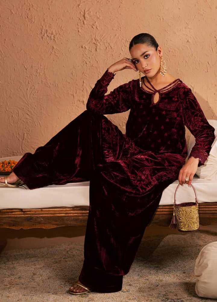 Ballerina by Nureh Unstitched Velvet Palachi Embroidered 3 Piece Suits NU25BV NU2-190 - Festive Collection
