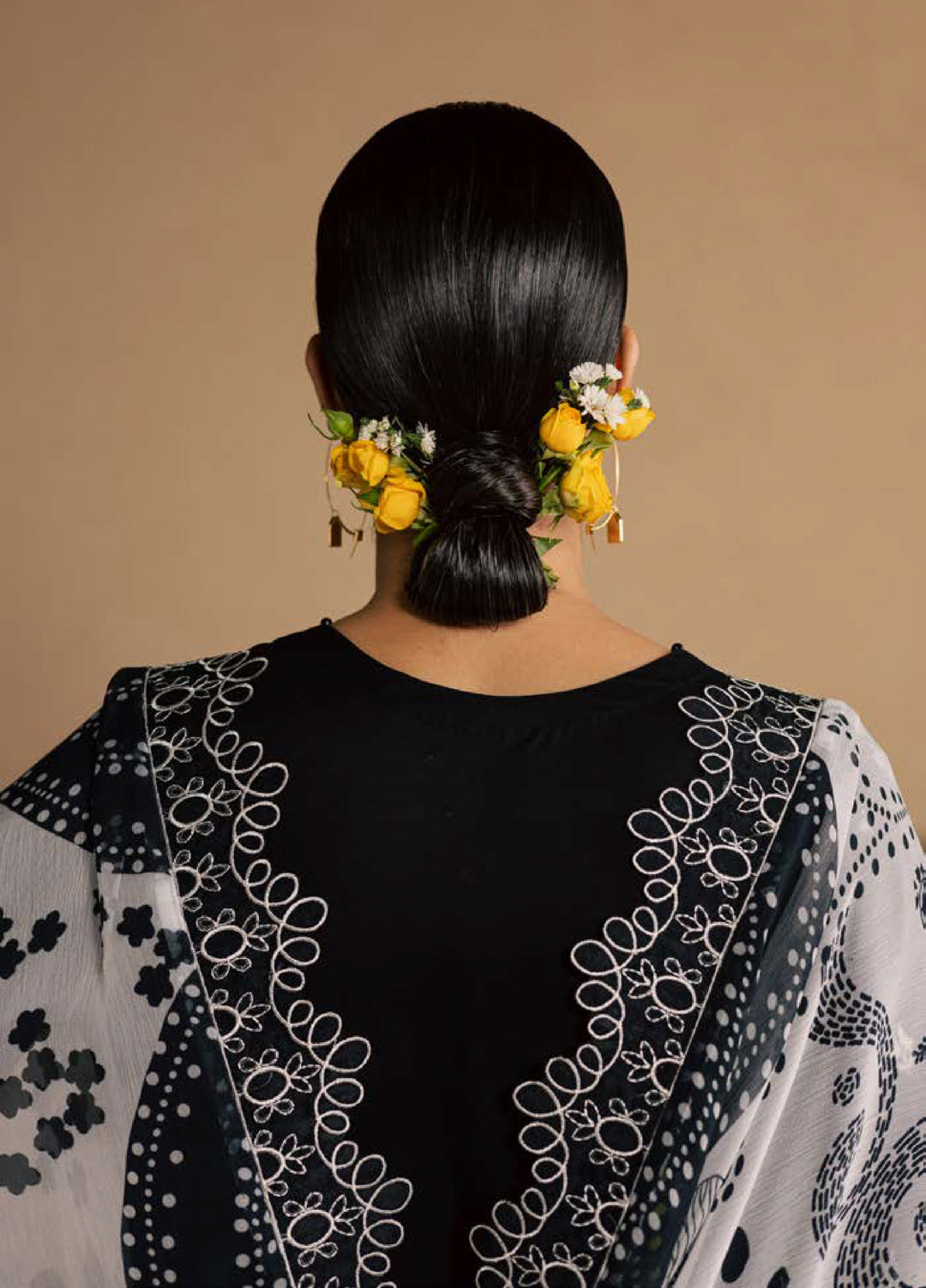 Koyal Monochrome by Nureh Unstitched Embroidered Lawn 3 Piece Suit NU26UKM NE-264 - Casual Collection