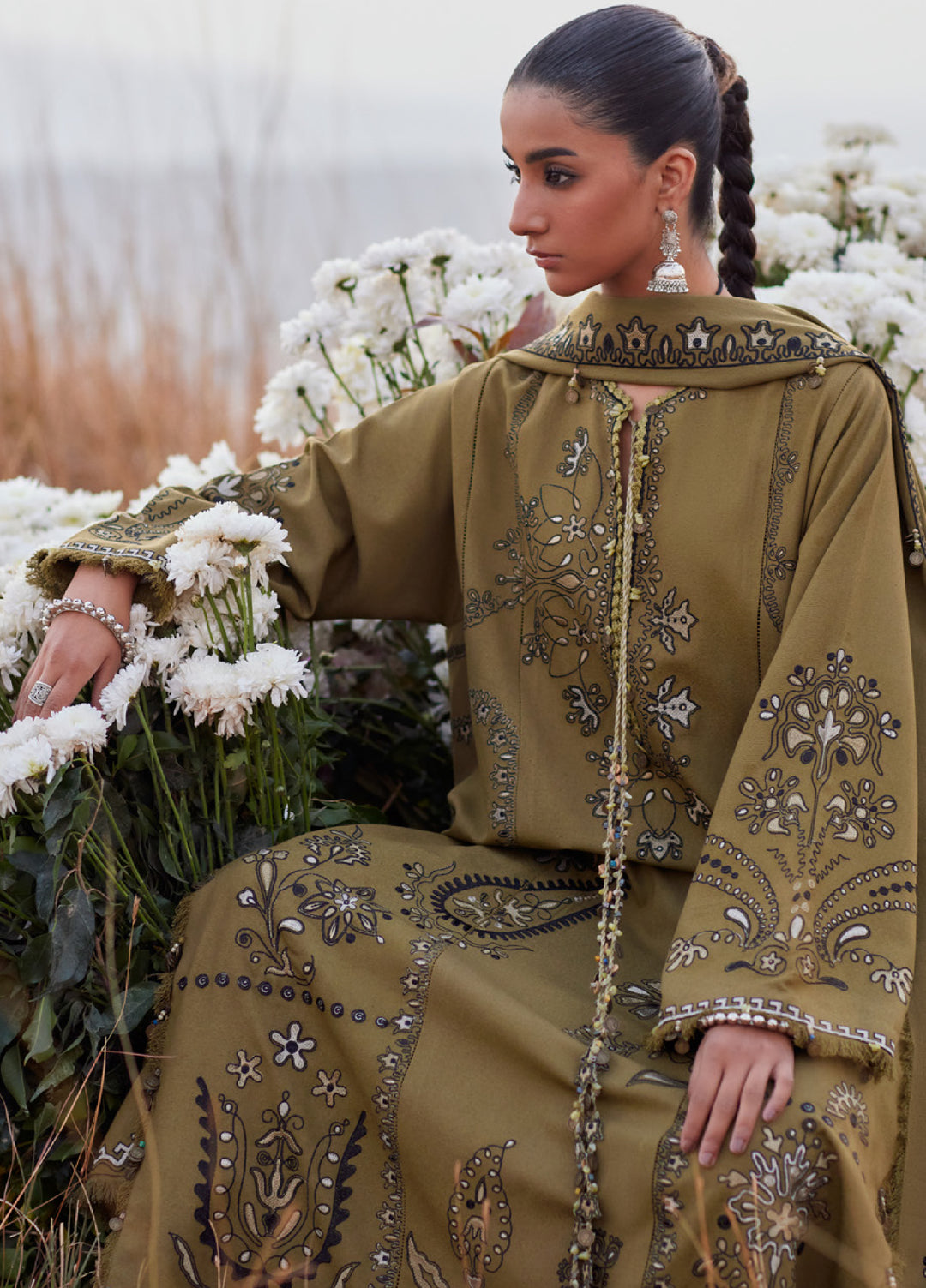 Zaha by Khadija Shah Unstitched Karandi Embroidered Suits 3 Piece ZL25KW NAYRA ZW25-07 - Winter Collection