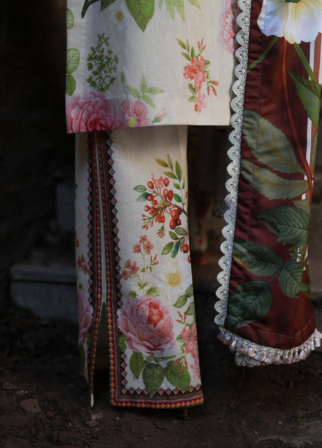 AJR Sard Shaam Embroidered Unstitched Khaddar Suits 3 Piece AJR25SS AJRW-03 ZAIB - Winter Collection