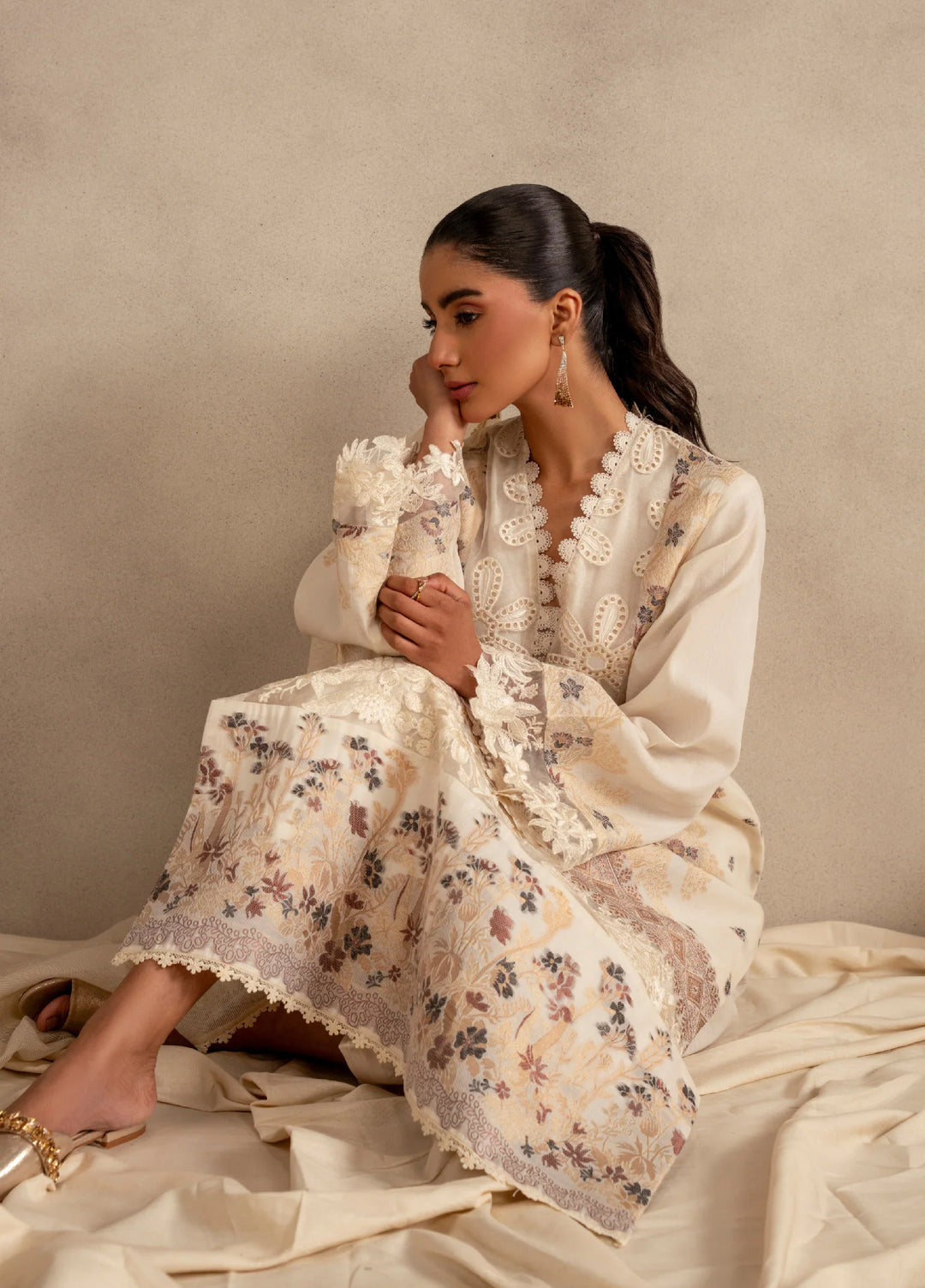 Meraki by Asifa and Nabeel Unstitched Embroidered Lawn 3 Pcs Suit AN26UM MSSL-09 Cloud Nine - Summer