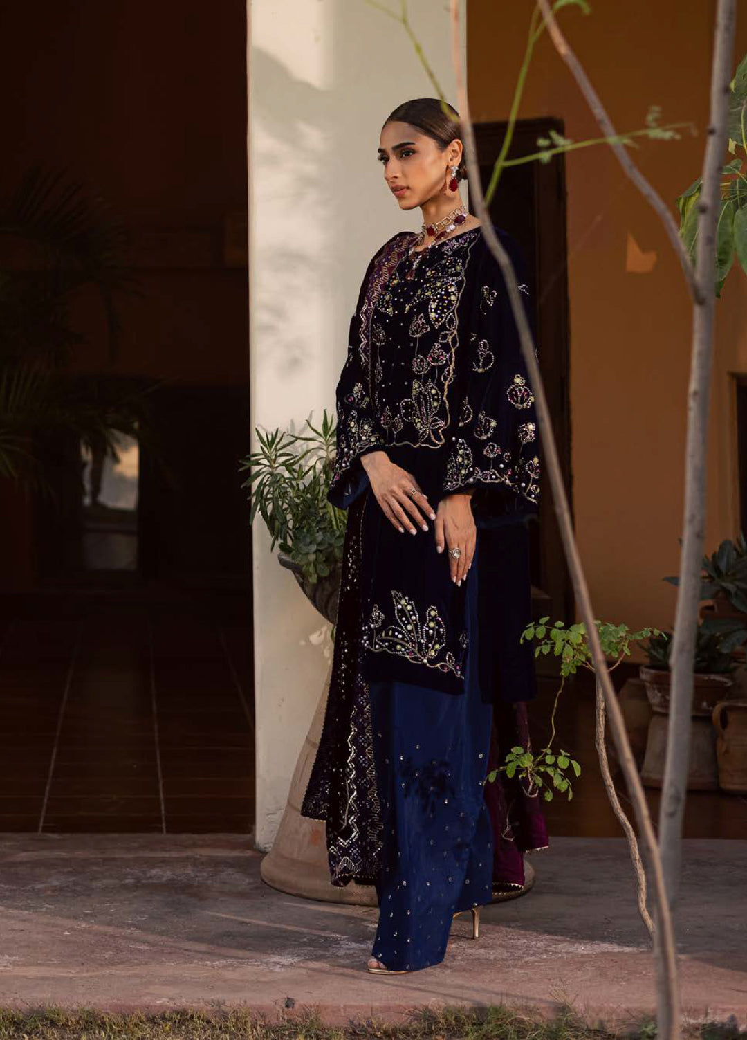 Maya by Nureh Unstitched Velvet Embroidered 3 Piece Suits NU25MV NW-116 - Festive Collection