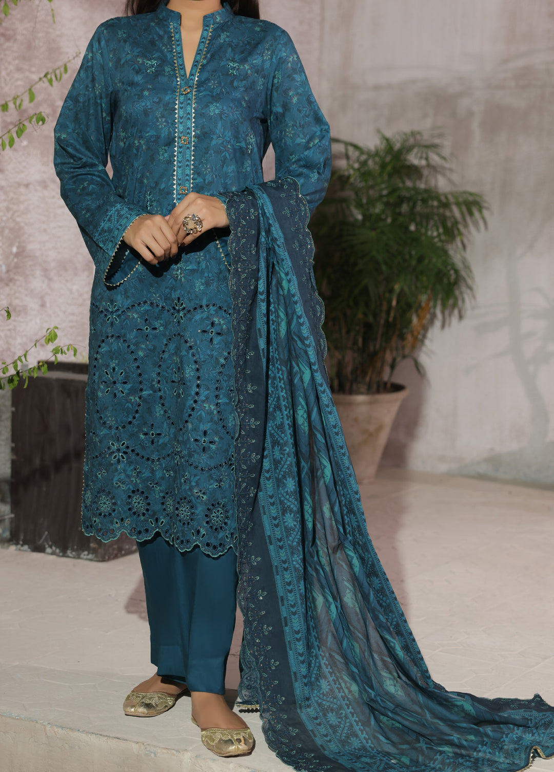 Naqsh Chikankari by VS Textiles Unstitched Embroidered Dupatta Lawn 3 Piece Suit VS26UNC V1: 701 - Summer