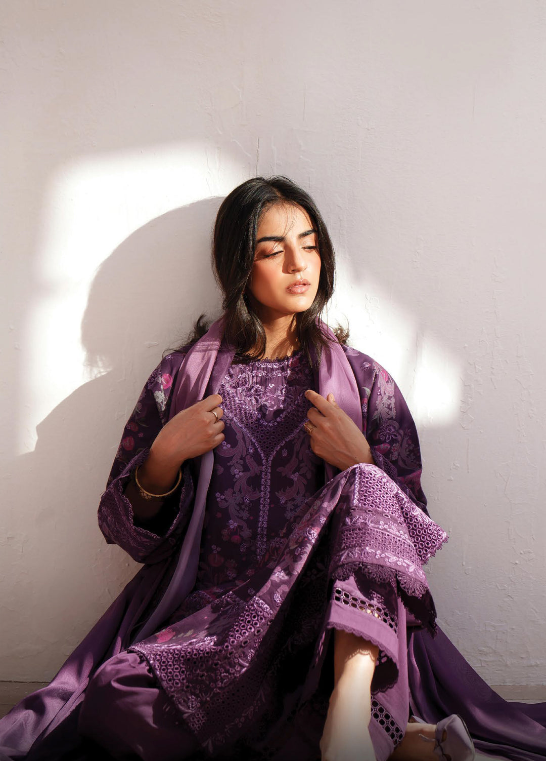 Sunspell by Afrozeh Unstitched Embroidered Lawn 3 Piece Suit AF26USL AVENOR ZWU-0111-3PO - Festive Collection
