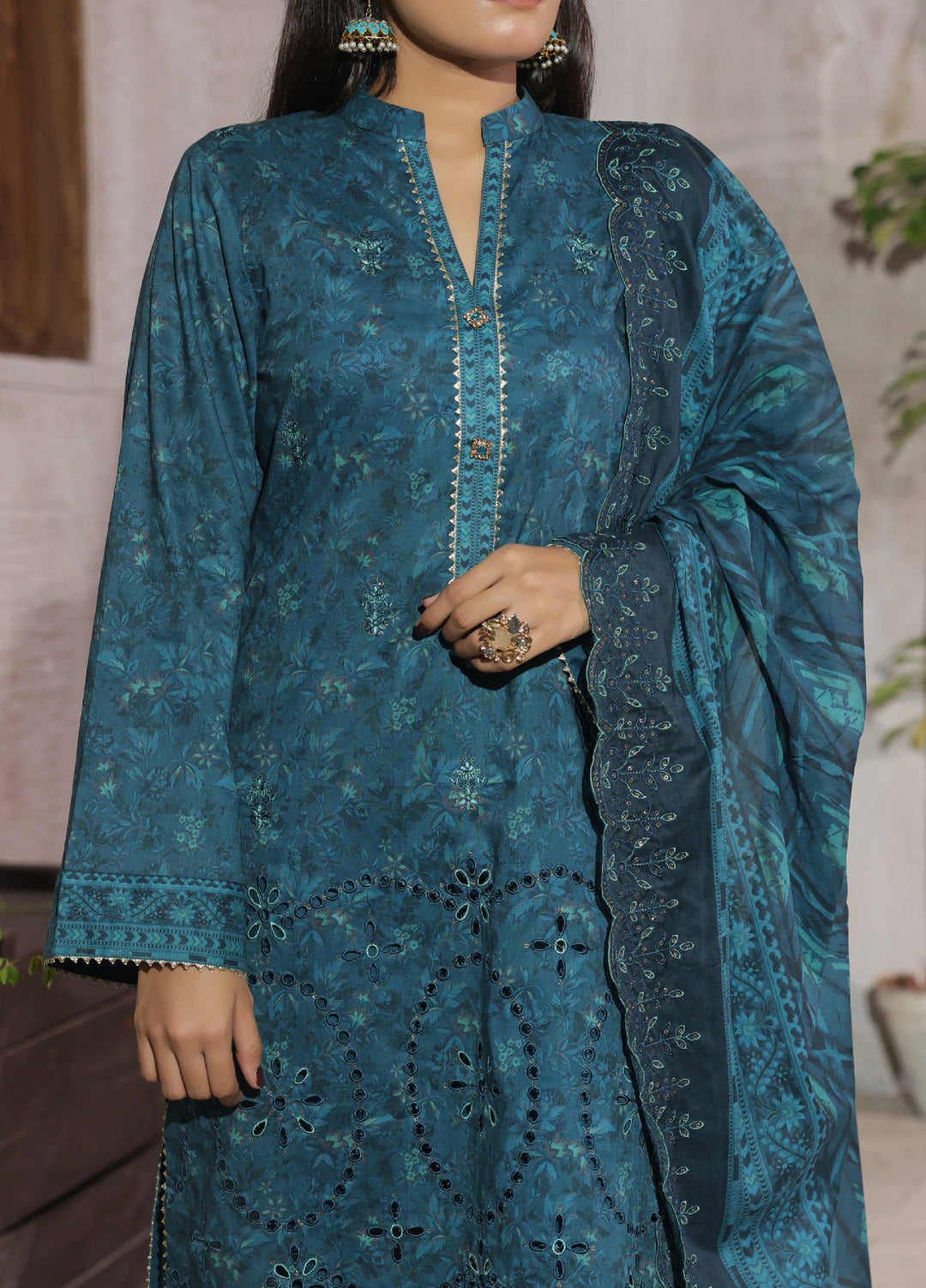 Naqsh Chikankari by VS Textiles Unstitched Embroidered Dupatta Lawn 3 Piece Suit VS26UNC V1: 701 - Summer