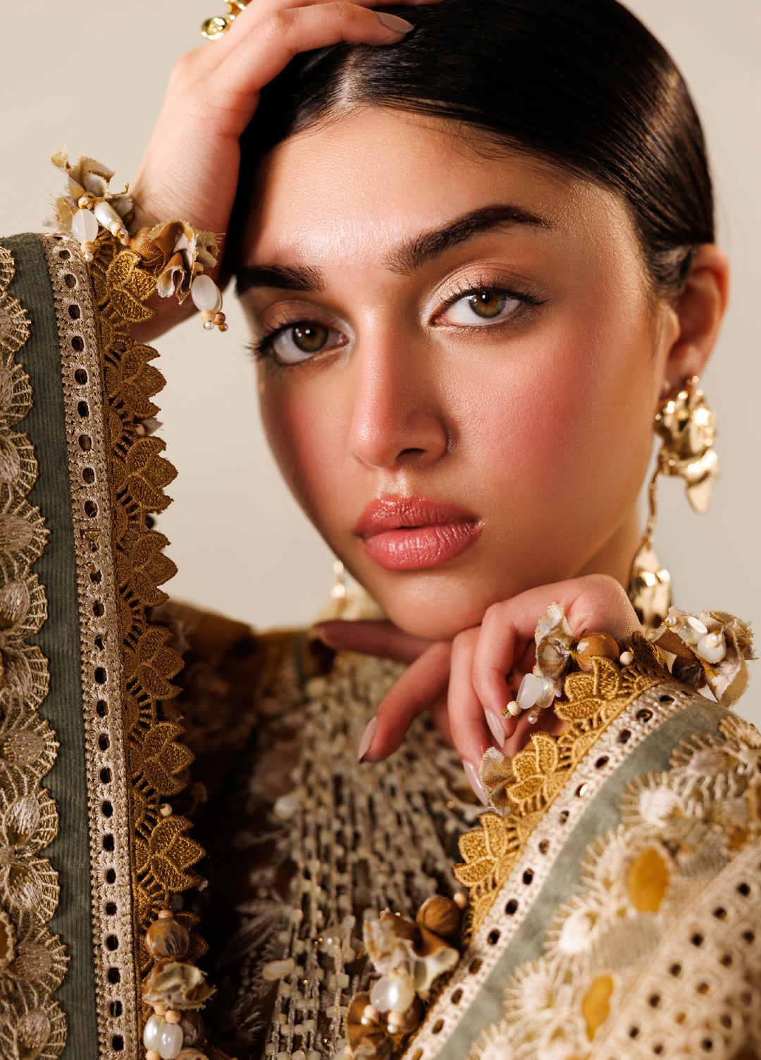 Baroque Unstitched Embroidered Lawn 3 Piece Suit BQ26ULE EL26-D07 - Eid Collection