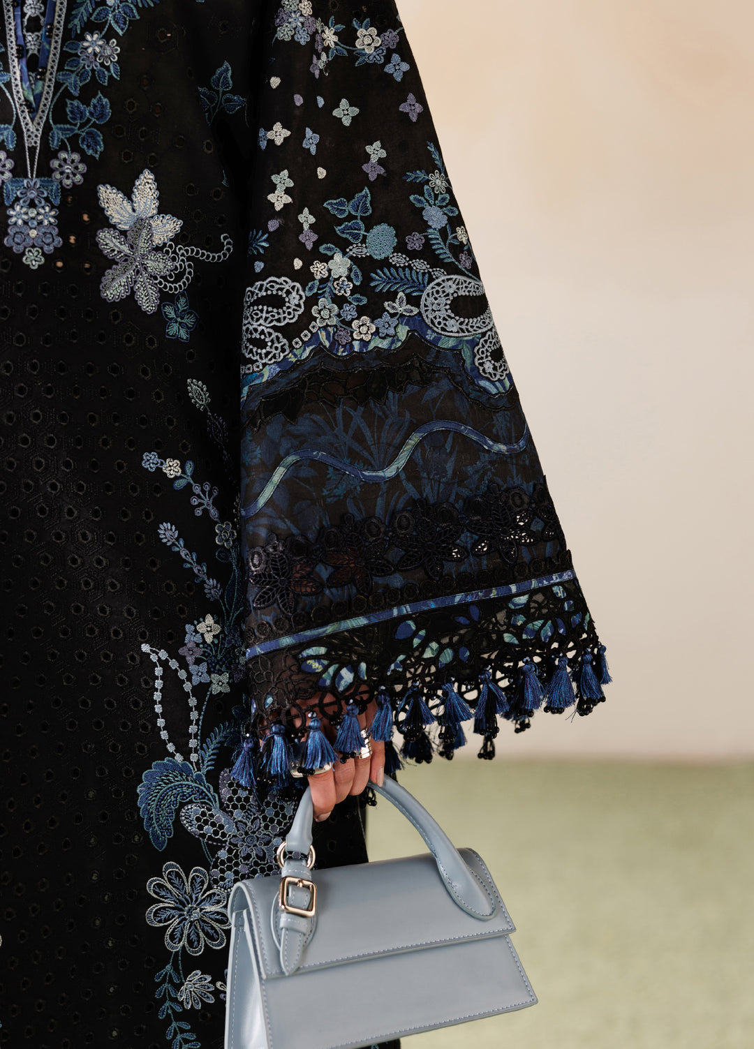 Baroque Unstitched Embroidered Lawn 3 Piece Suit BQ26ULE EL26-D08 - Eid Collection