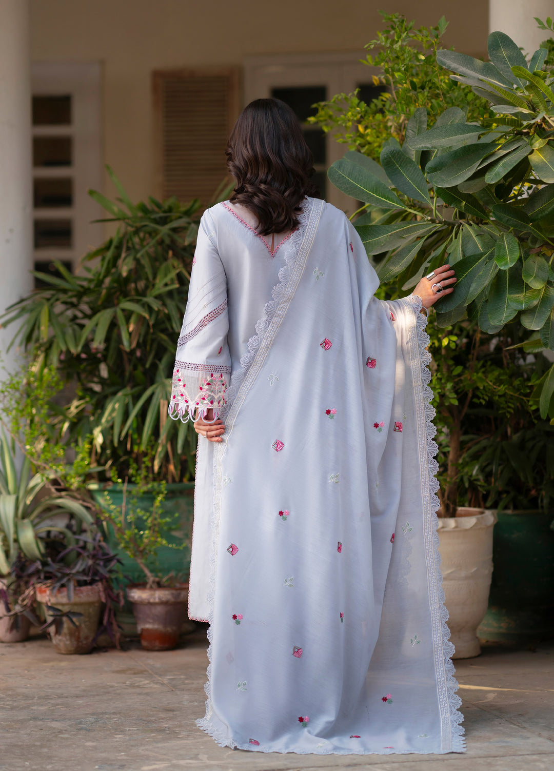 Ember by Mahnur Unstitched Lawn Embroidered 3 Piece Suit MN26UE EM-008 - Summer Collection