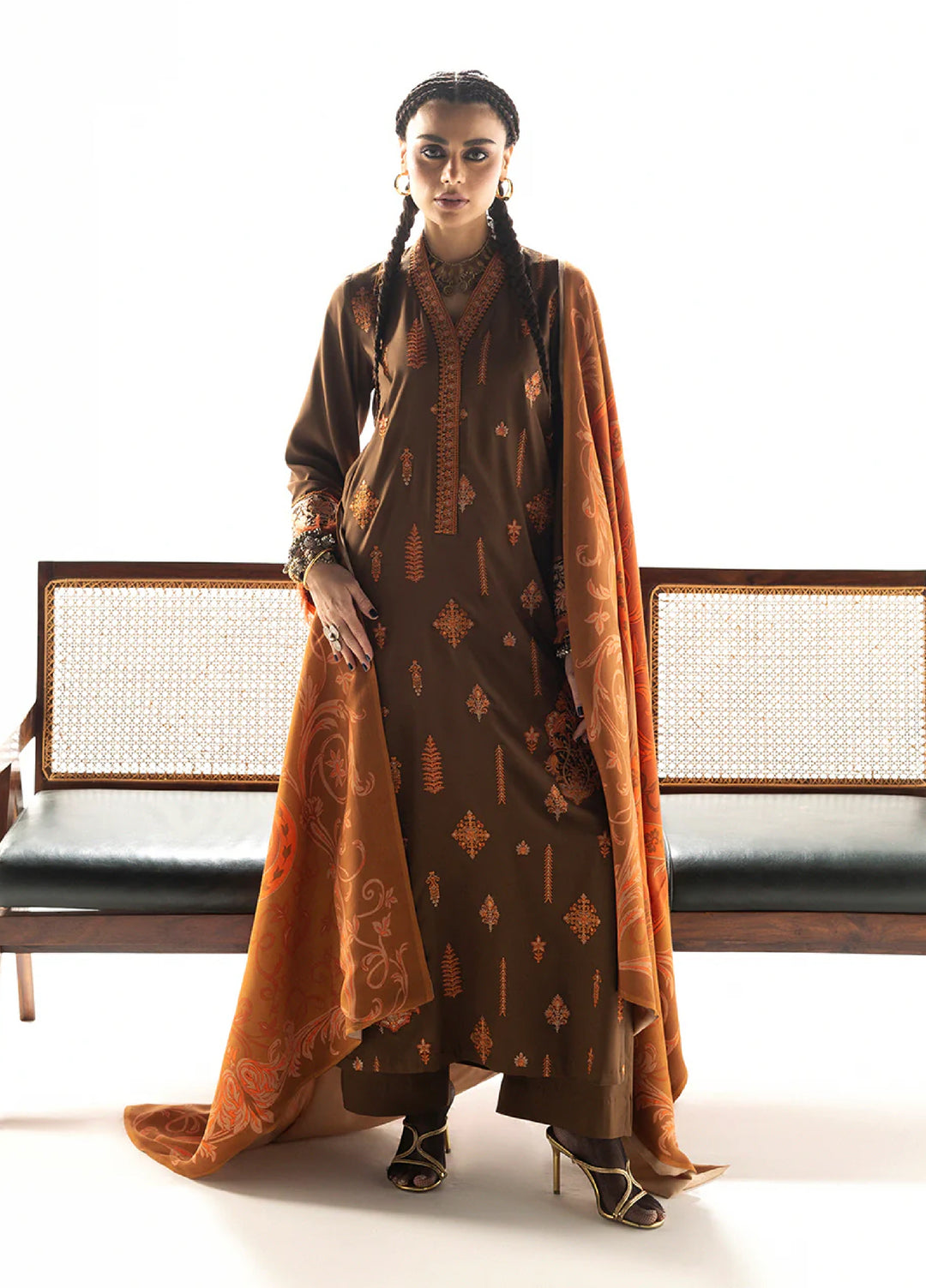 Zainab Chottani Unstitched Marina Twill With Shawl Embroidered Suits 3 Piece ZC25WS D-05 Rovi - Winter Collection