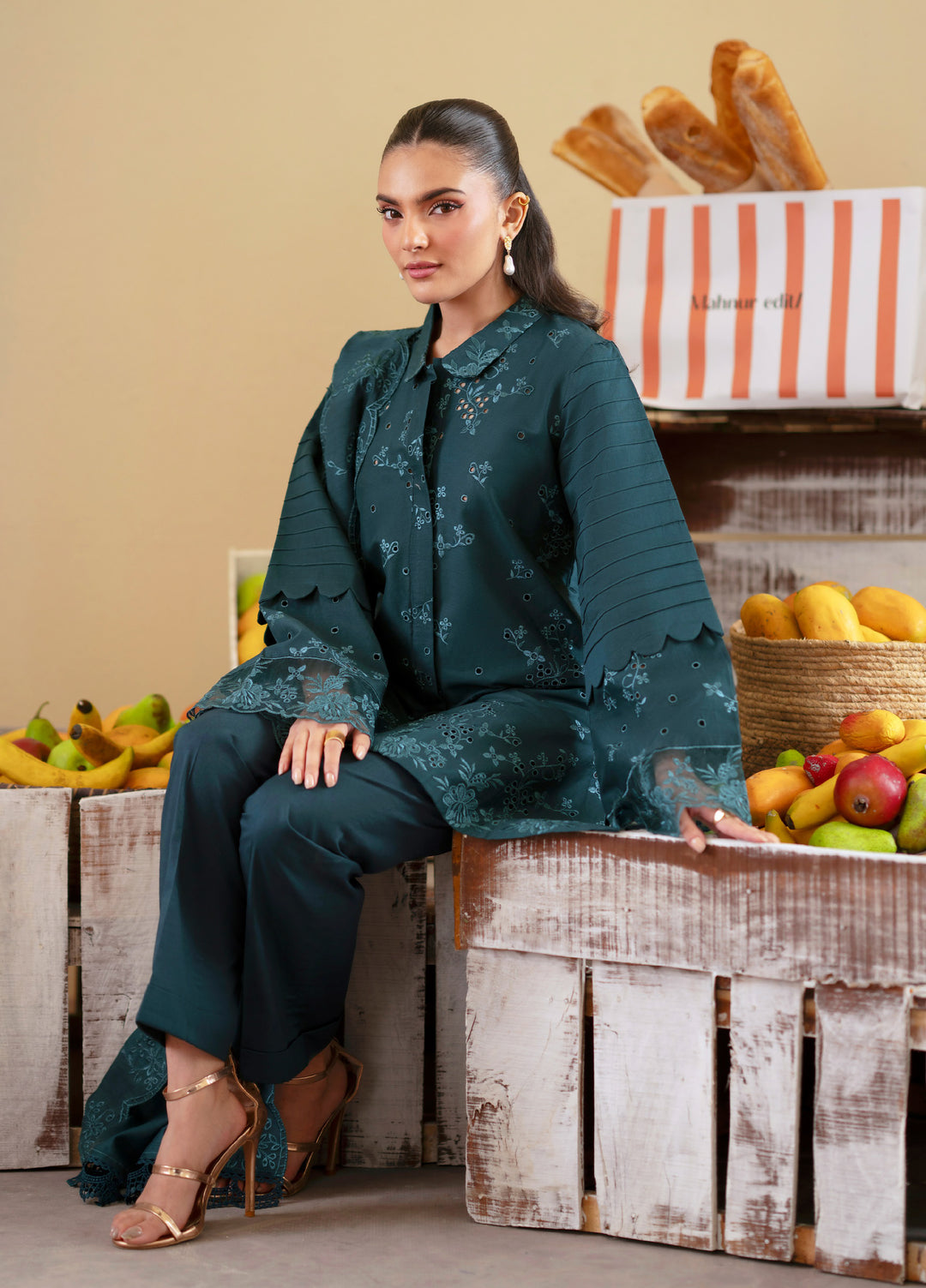 Ember by Mahnur Unstitched Lawn Embroidered 3 Piece Suit MN26UE EM-014 - Summer Collection