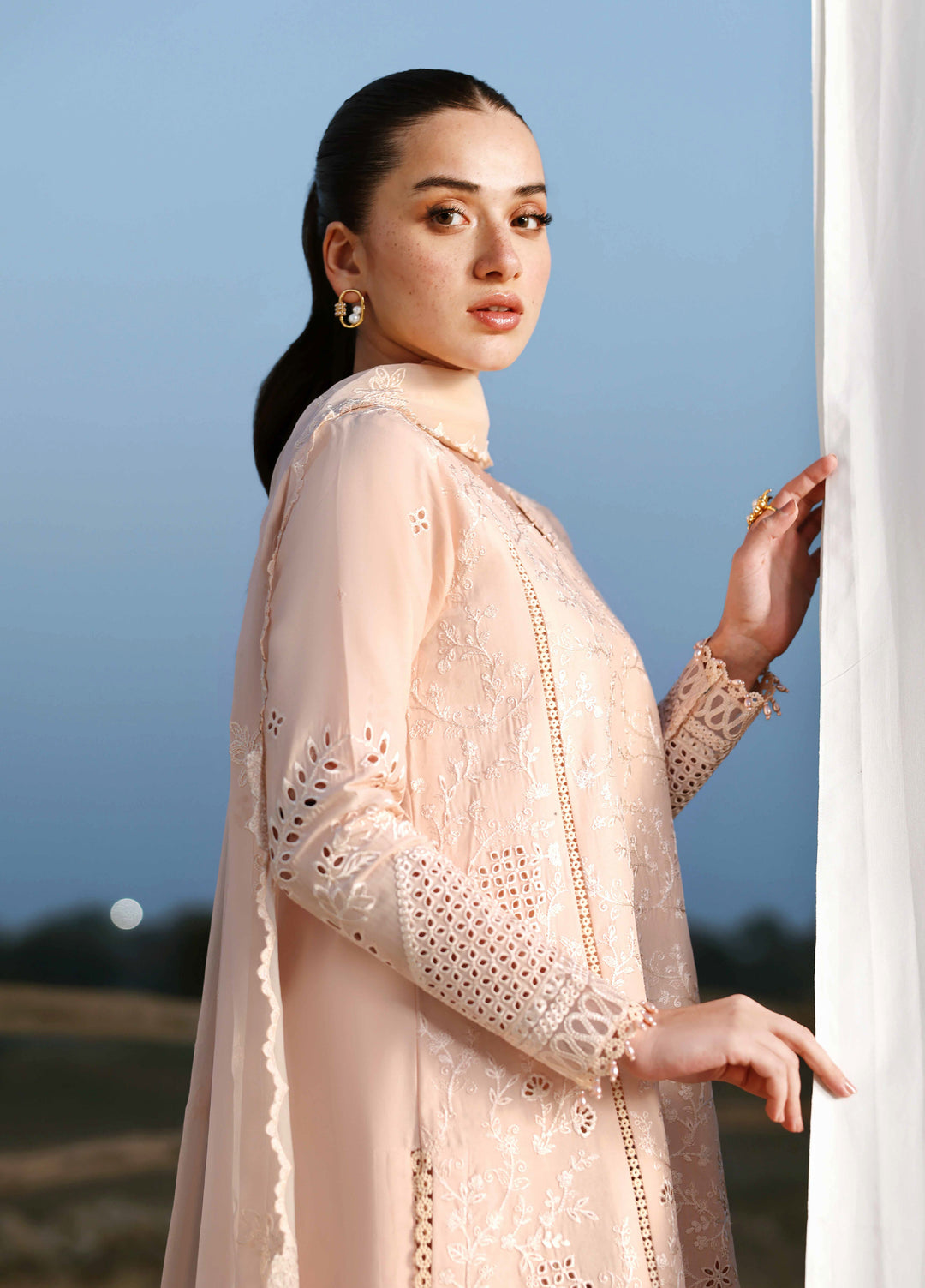 Azure Unstitched Embroidered Luxury Lawn 3 Piece Suit AZ26UAL 76 Petaline - Eid Collection
