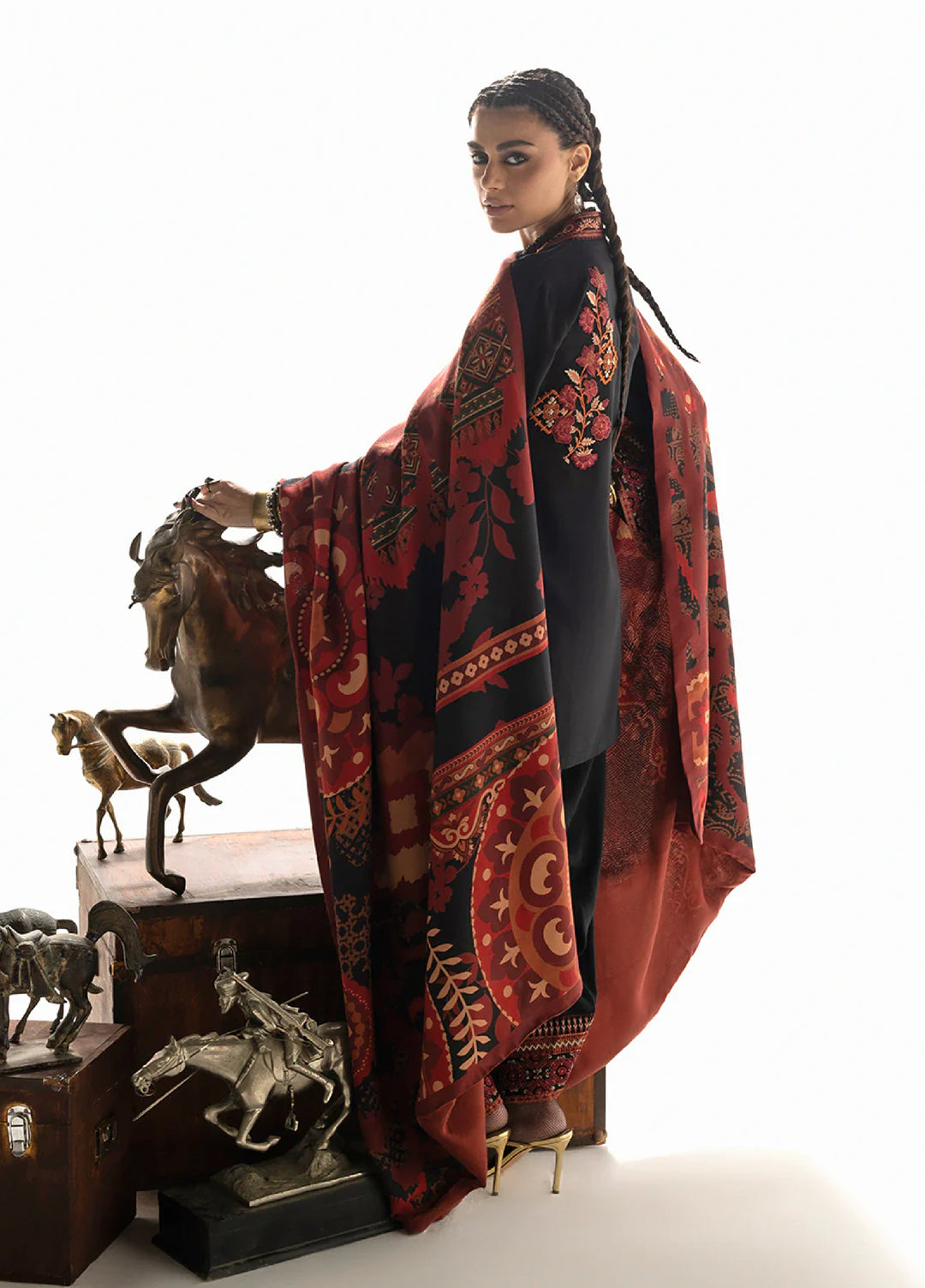 Zainab Chottani Unstitched Marina Twill With Shawl Embroidered Suits 3 Piece ZC25WS D-02 Vira - Winter Collection