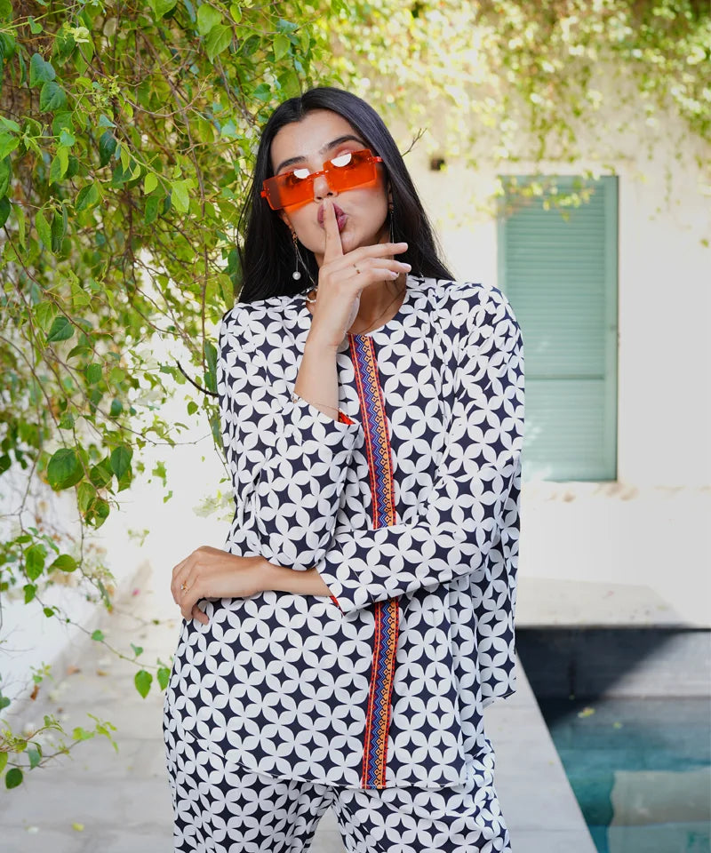 Dhaga Women Pret Printed 2 Piece Soft Crepe Graphglide DHLRC03 - Summer Collection