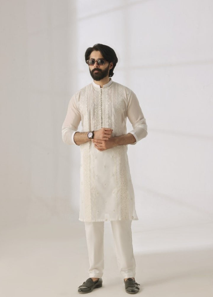Bazm E Riwayat by Bin Musab Men Kurta Pajama 2 Piece Paper Cotton Pearl Creek - Festive Collection