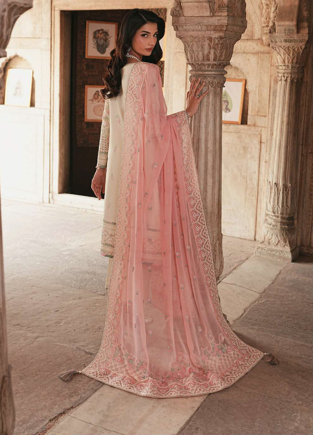 Gulaal Unstitched Embroidered Luxury Lawn 3 Piece Suit GL26USL NOIREA LL-12 - Festive Collection