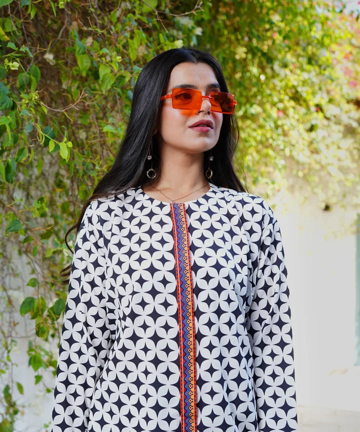 Dhaga Women Pret Printed 2 Piece Soft Crepe Graphglide DHLRC03 - Summer Collection