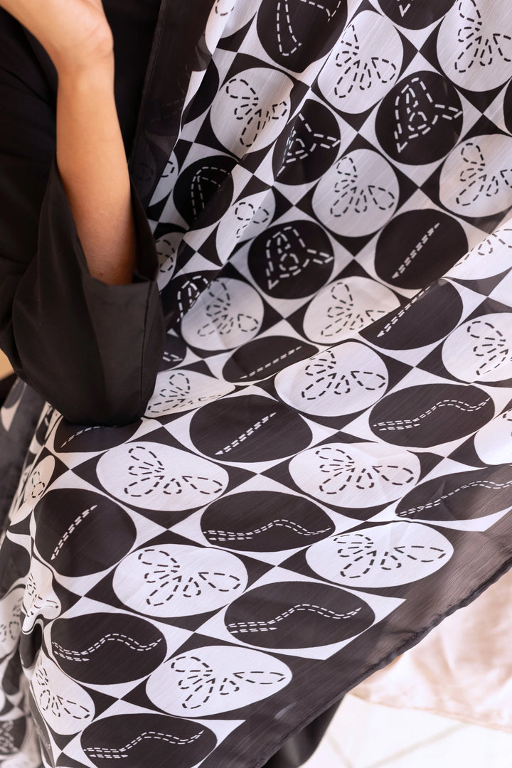 Dhaga Women Scarve Printed Crinkle Silk 1 Piece Signature - Summer Collection