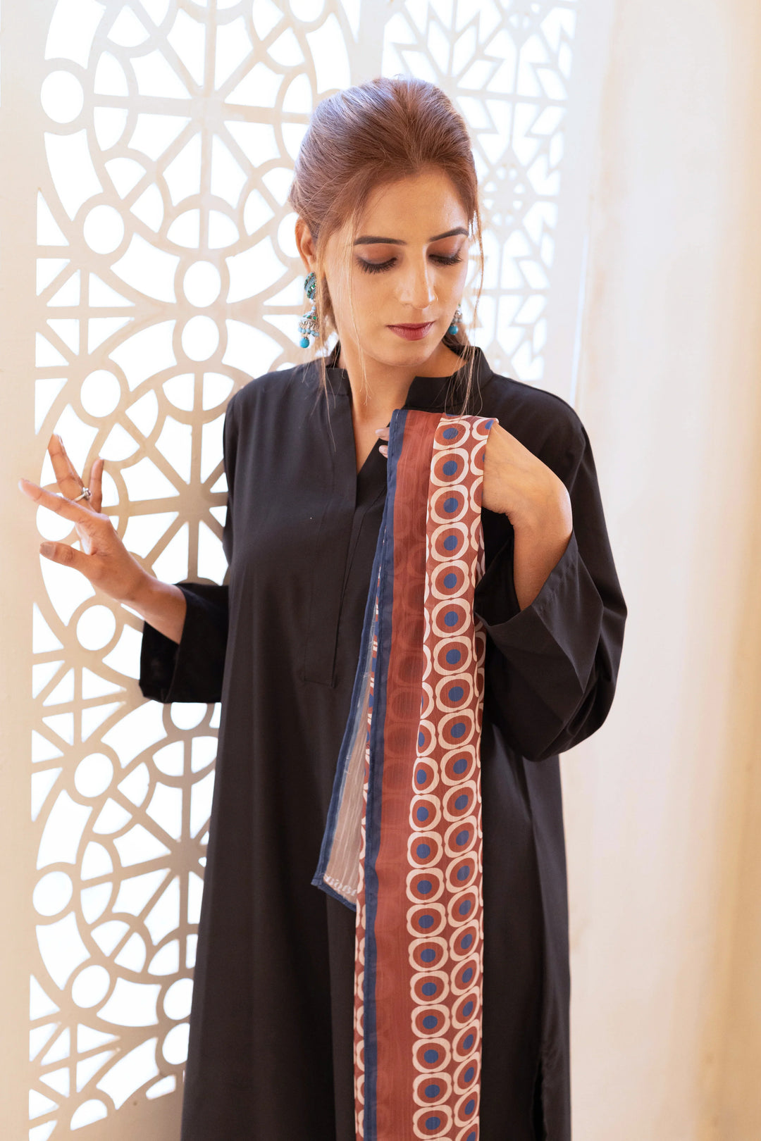 Dhaga Women Scarve Printed Crinkle Silk 1 Piece Mocha - Summer Collection