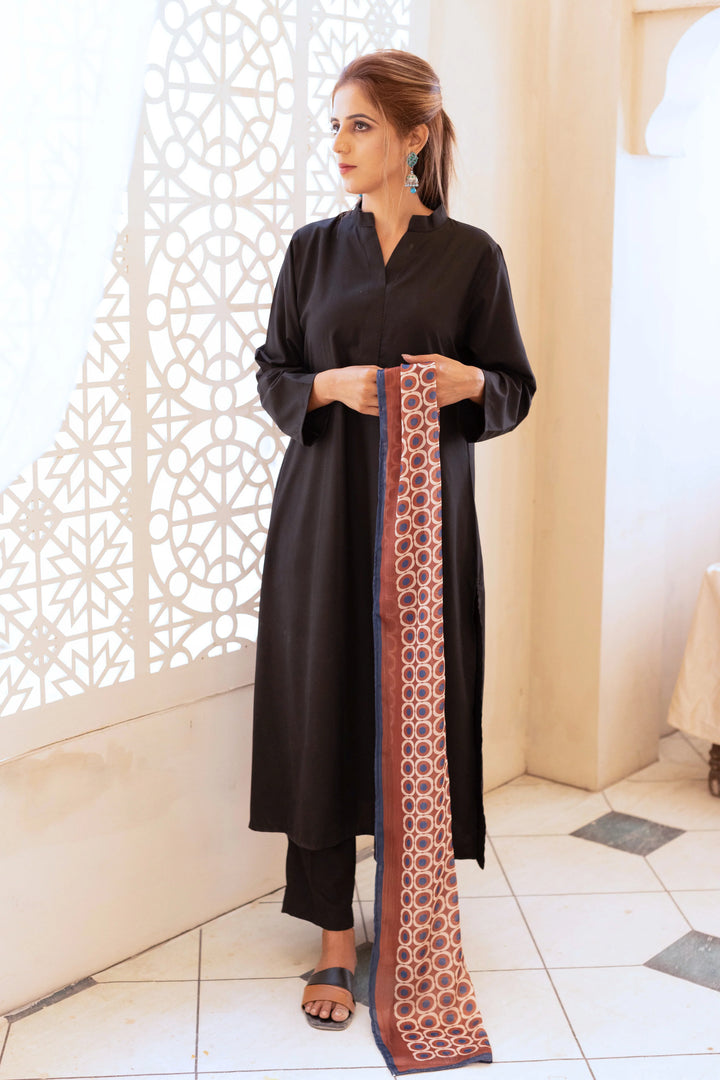 Dhaga Women Scarve Printed Crinkle Silk 1 Piece Alpha Big - Summer Collection